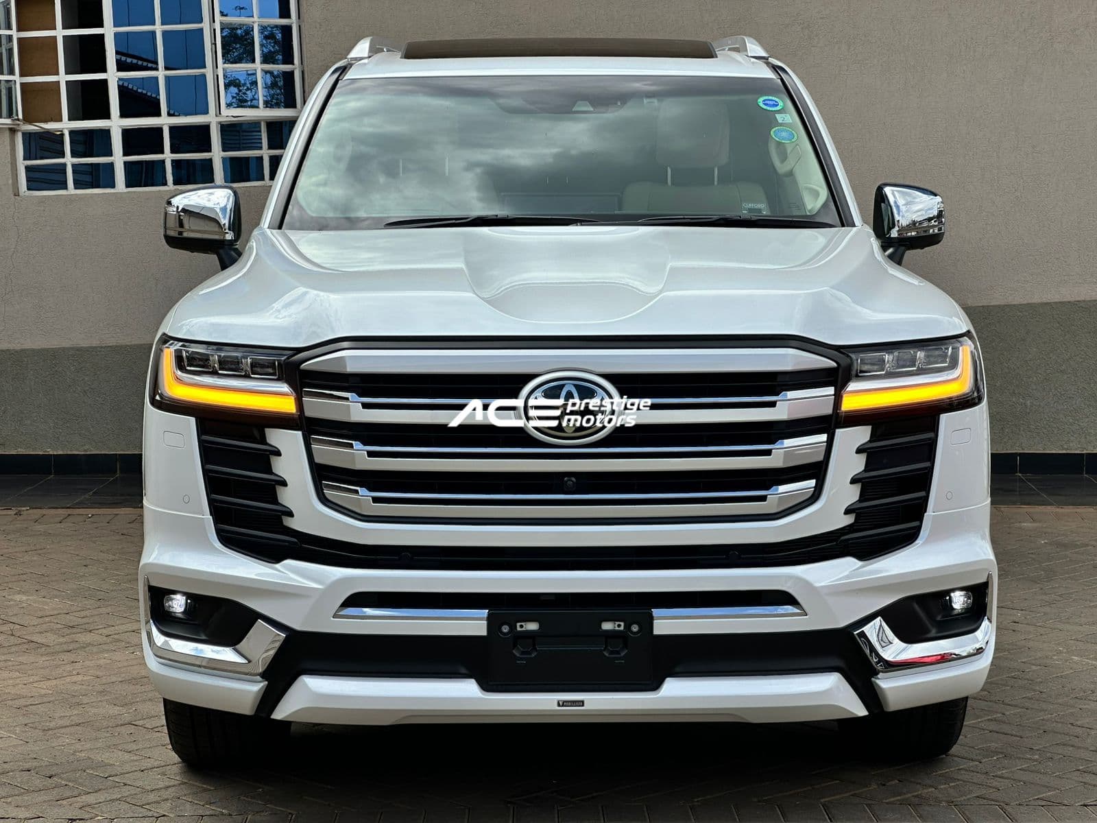 Image of Toyota Land Cruiser LC300 ZX YOM - 2023