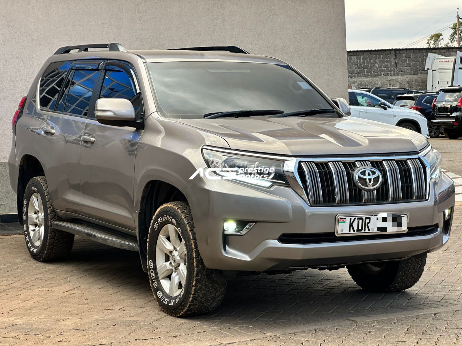 Image of Toyota Land Cruiser Prado TX YOM - 2017