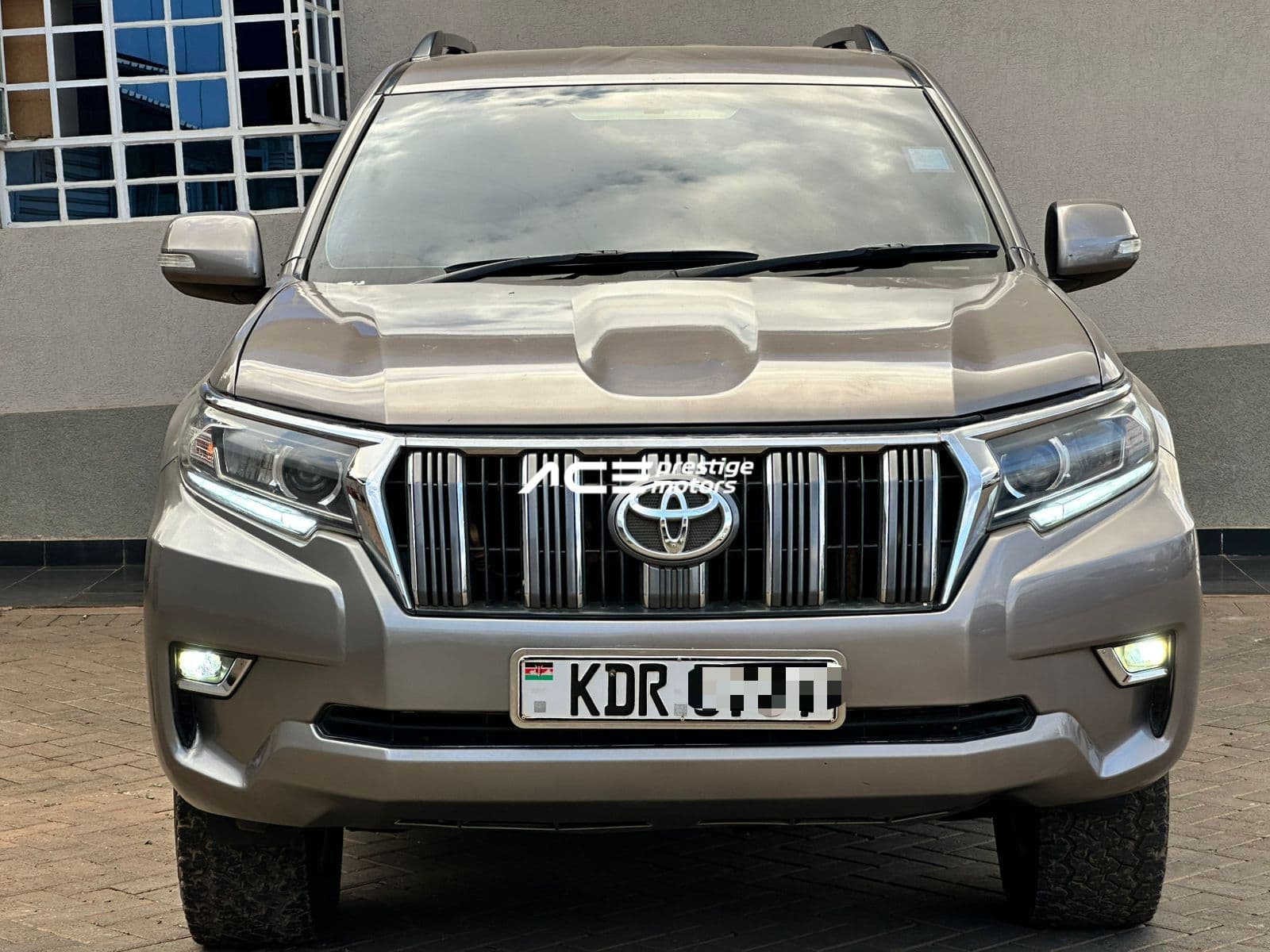 Image of Toyota Land Cruiser Prado TX YOM - 2017