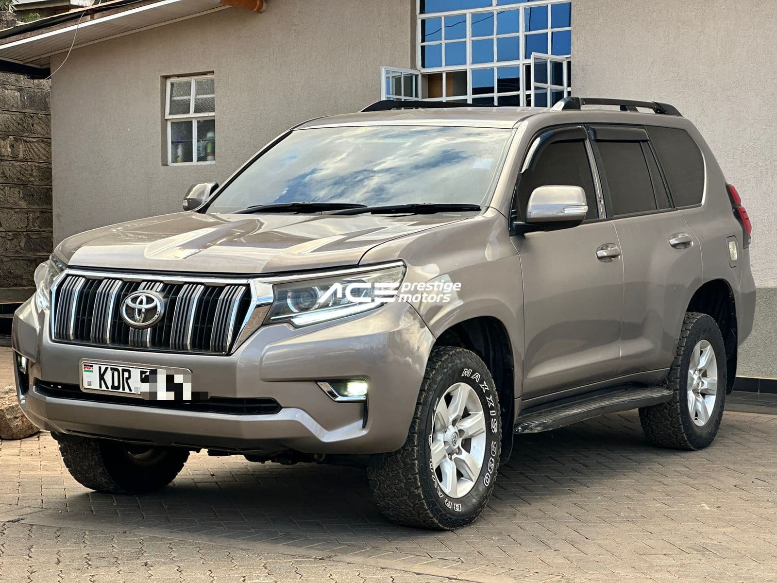 Image of Toyota Land Cruiser Prado TX YOM - 2017