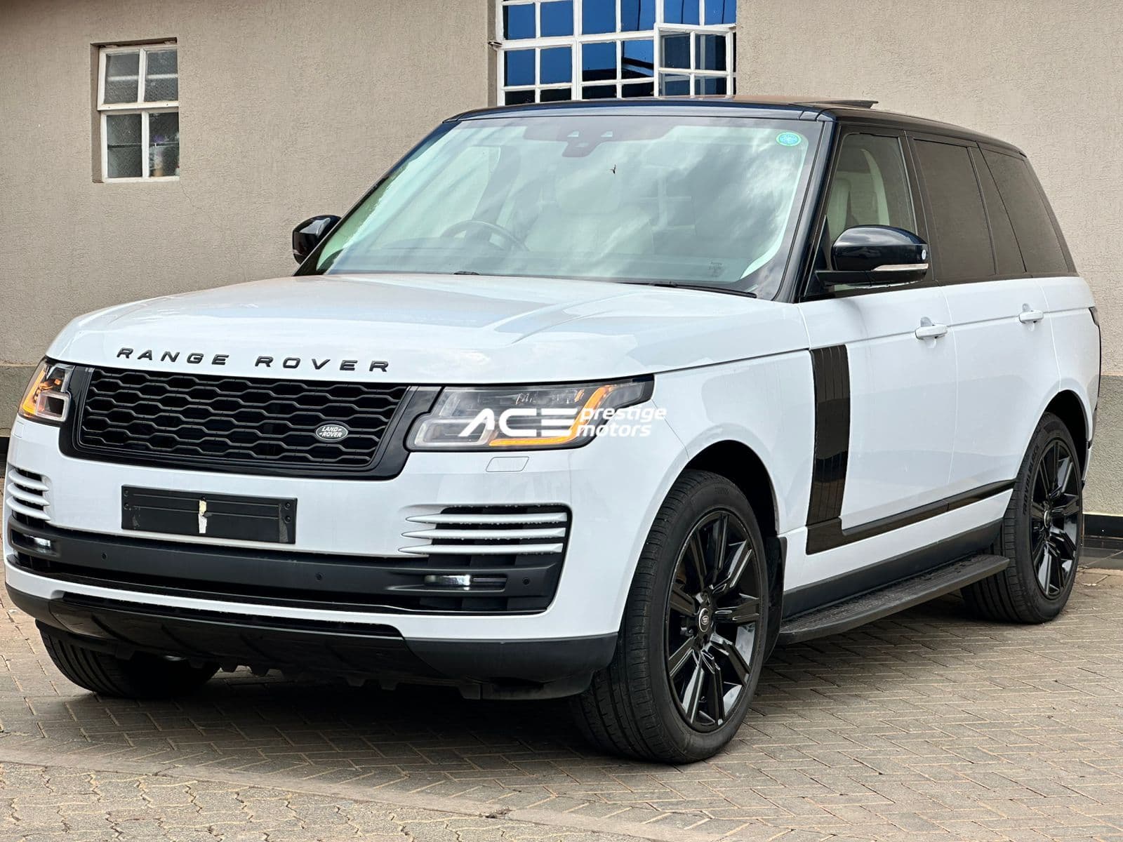 Image of  Range Rover Vogue YOM - 2018