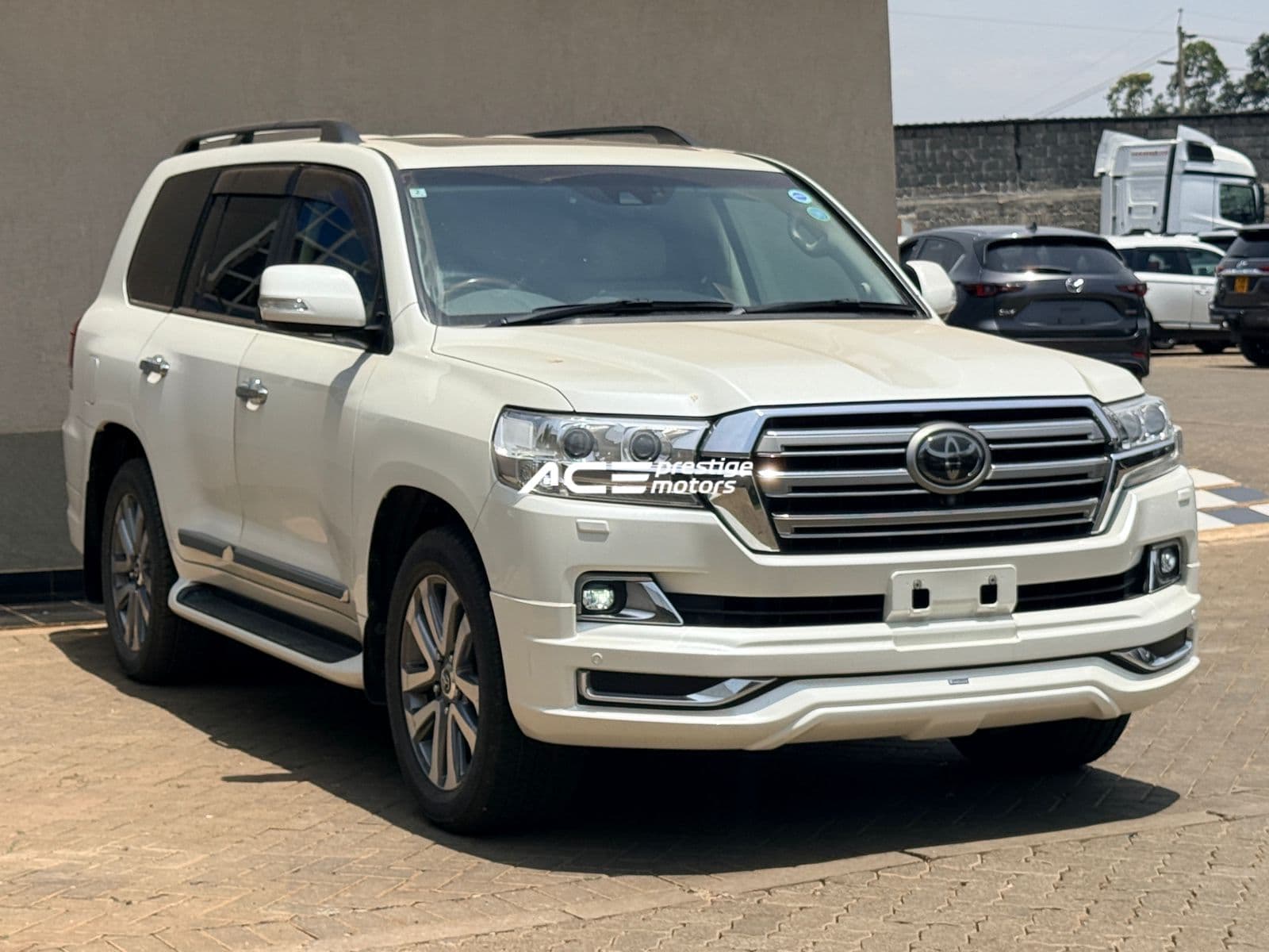 Image of Toyota Land Cruiser LC200 ZX YOM - 2018