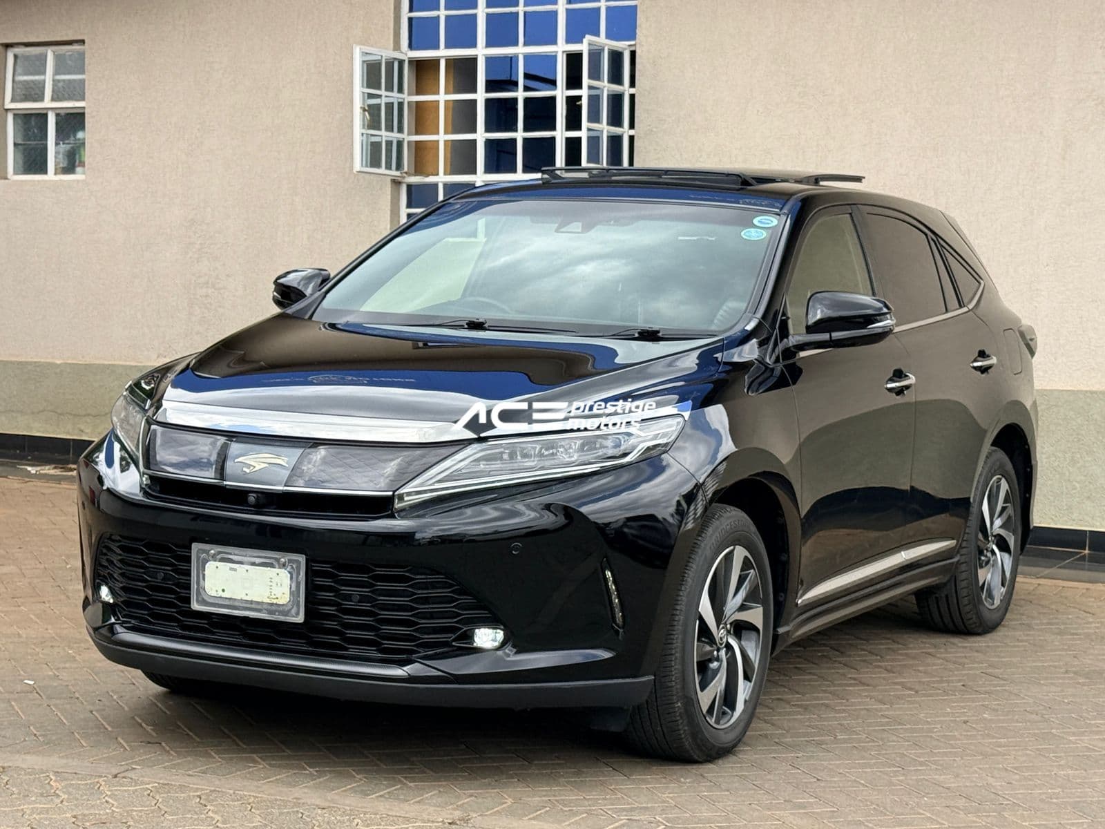 Image of  Toyota Harrier Turbo YOM - 2019