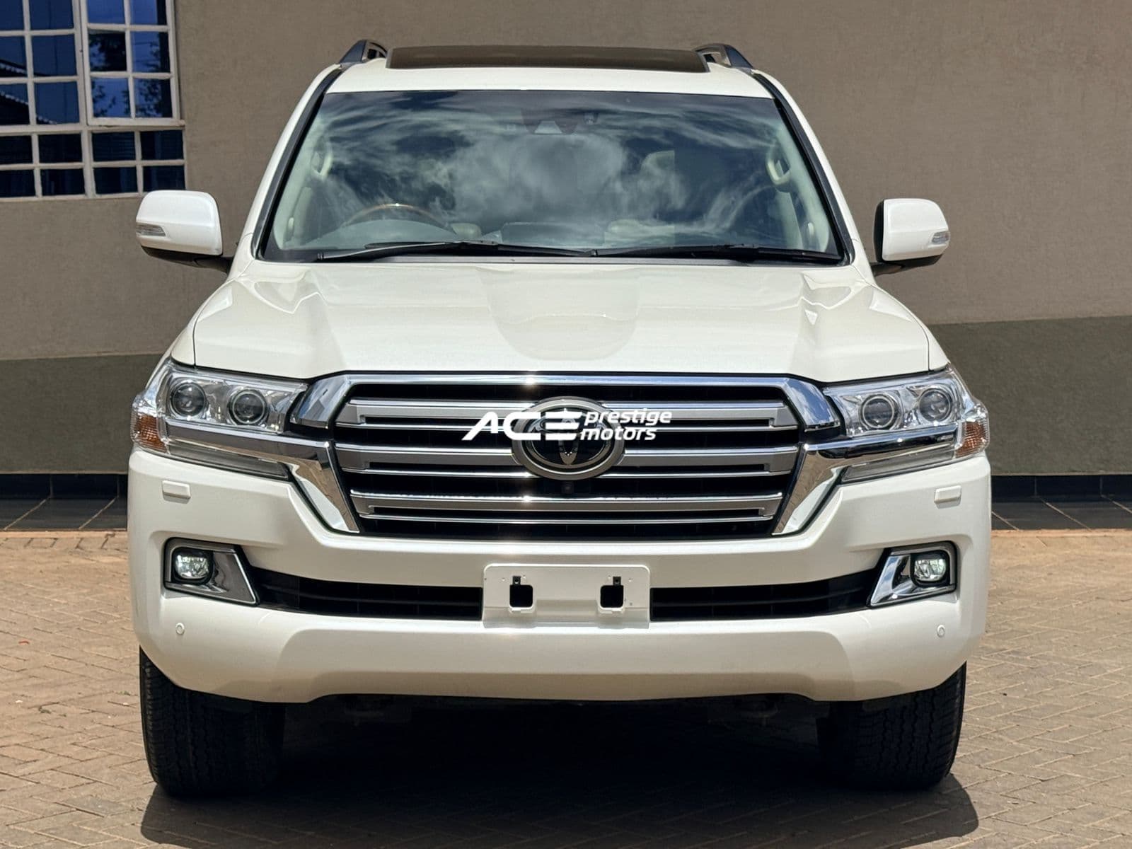 Image of Toyota Land Cruiser Sahara LC200  YOM - 2018