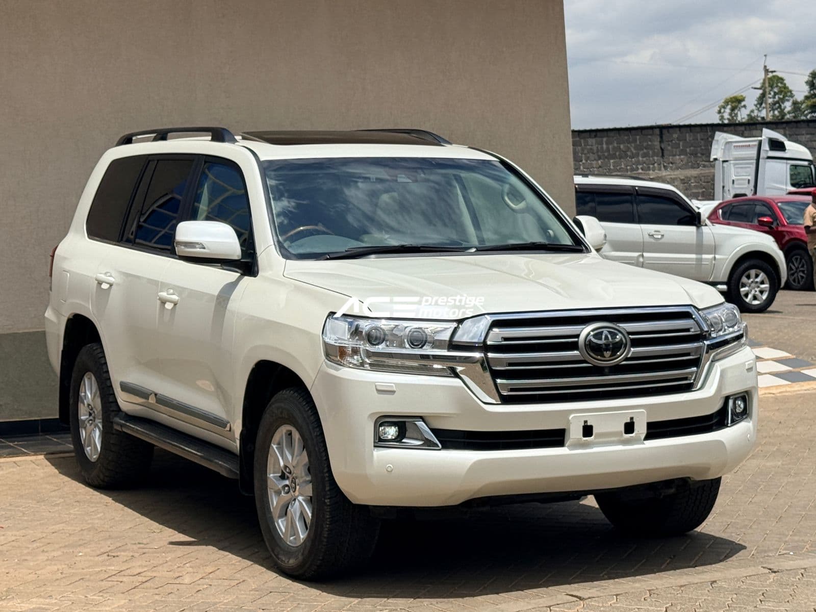 Image of Toyota Land Cruiser Sahara LC200  YOM - 2018