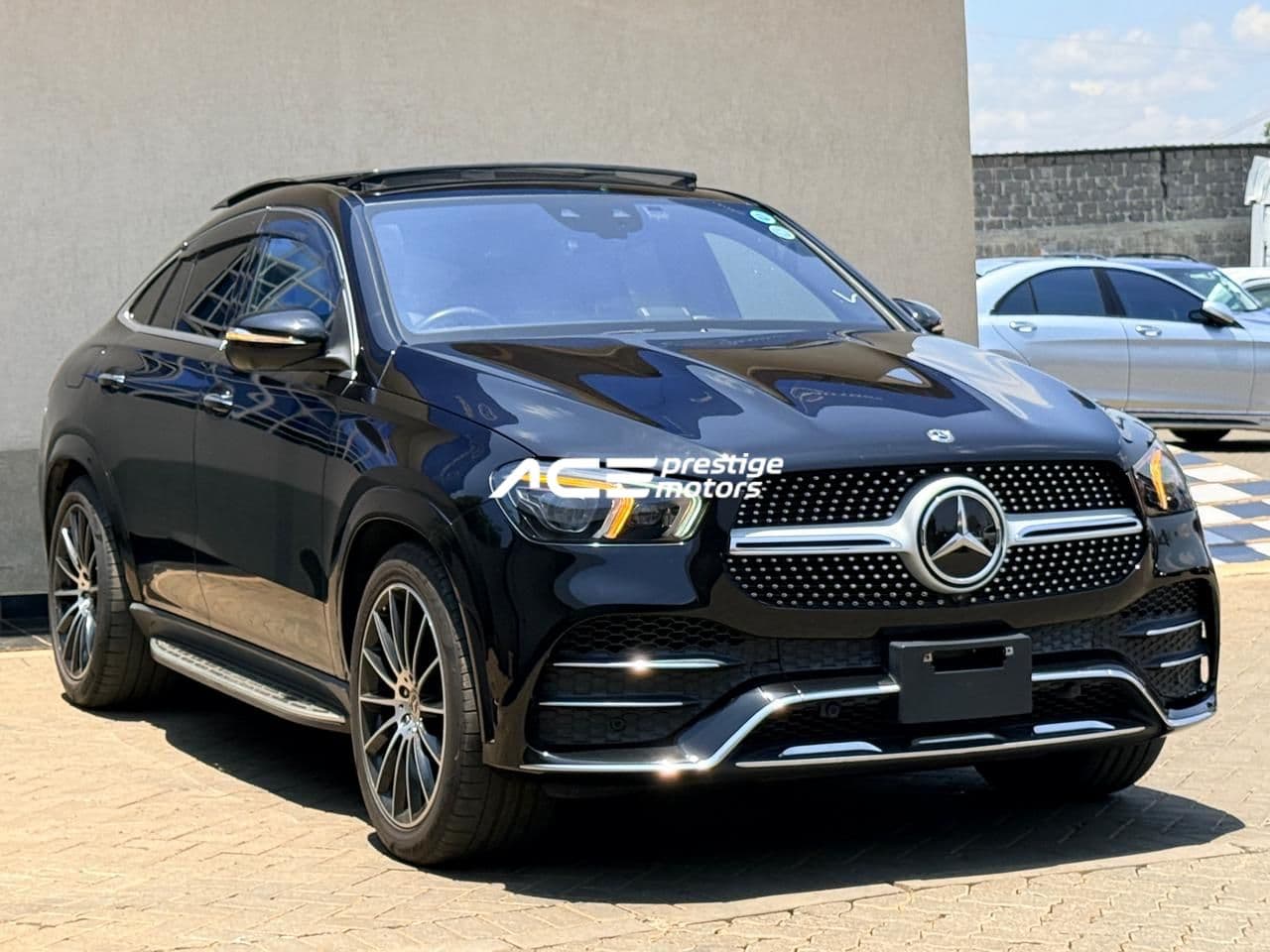 Image of Mercedes-Benz GLE 400d YOM - 2020