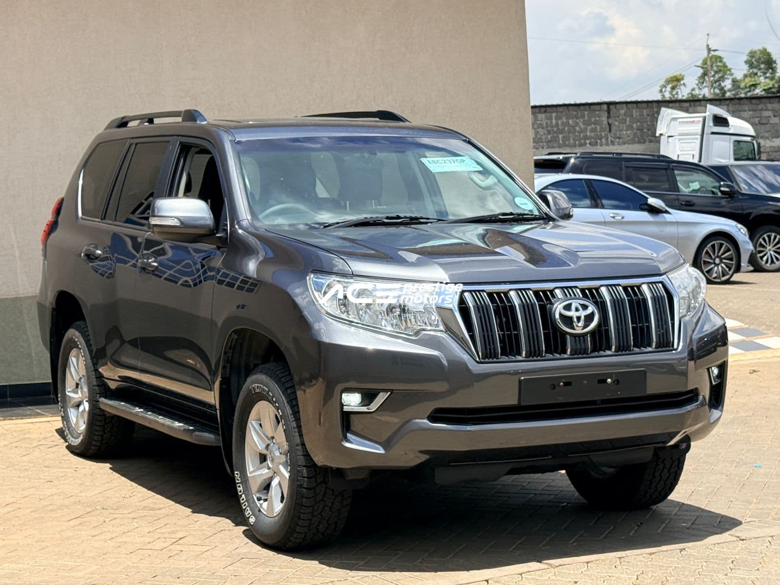 Image of Toyota Land Cruiser Prado VX YOM - 2018
