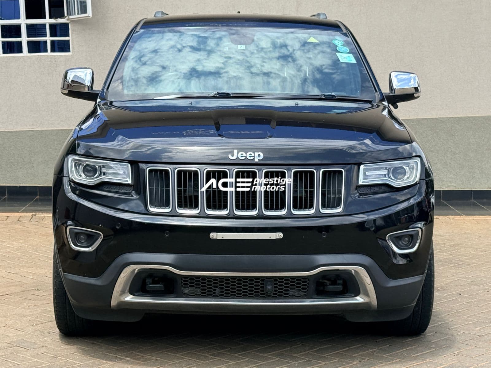 Image of Jeep Grand Cherokee YOM - 2015