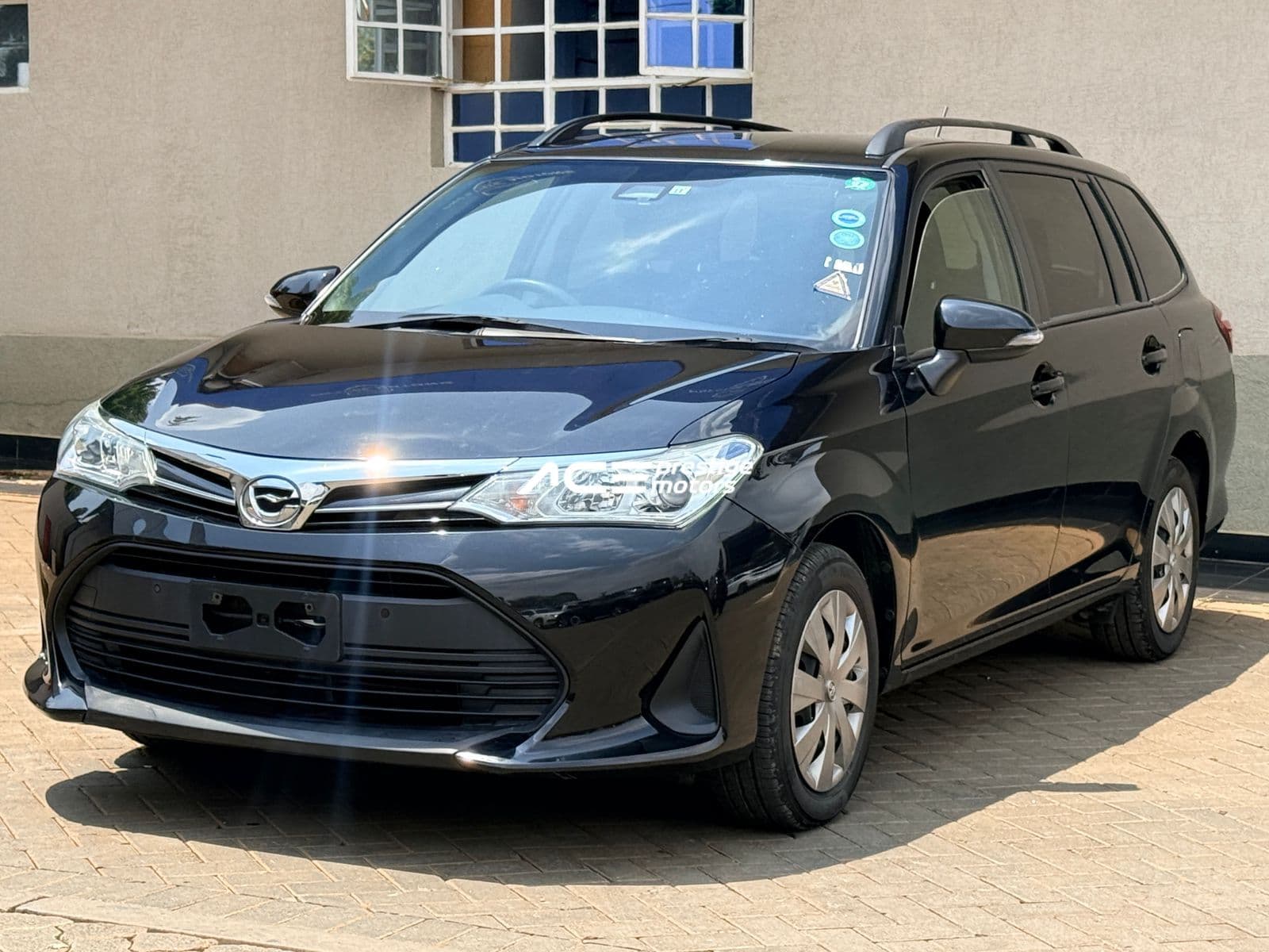 Image of  Toyota Fielder  YOM - 2018