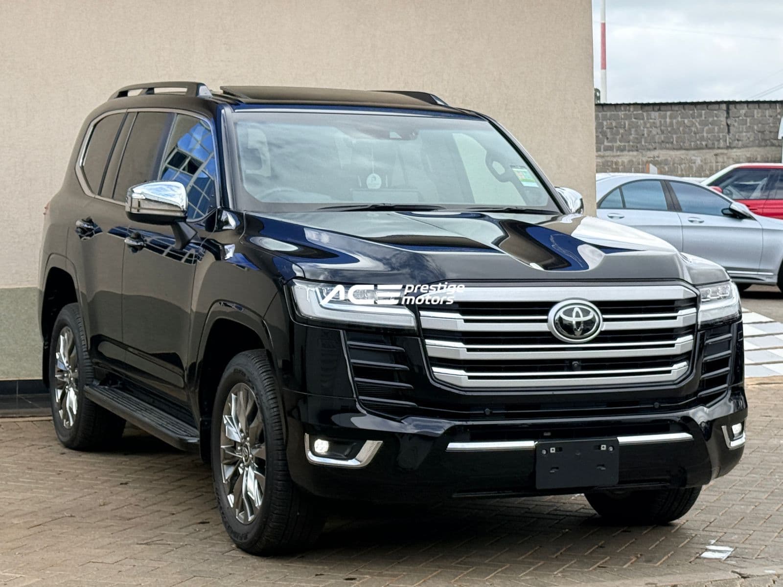 Image of Toyota LandCruiser LC300 YOM - 2023