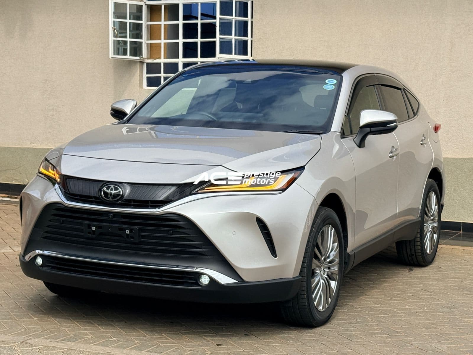 Image of Toyota Harrier YOM - 2020