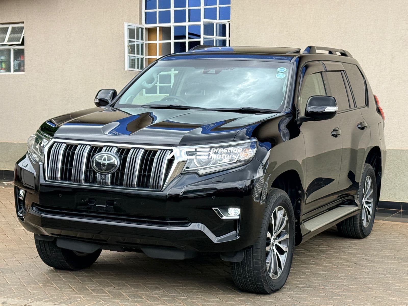 Image of Toyota Land Cruiser Prado TXL YOM - 2018