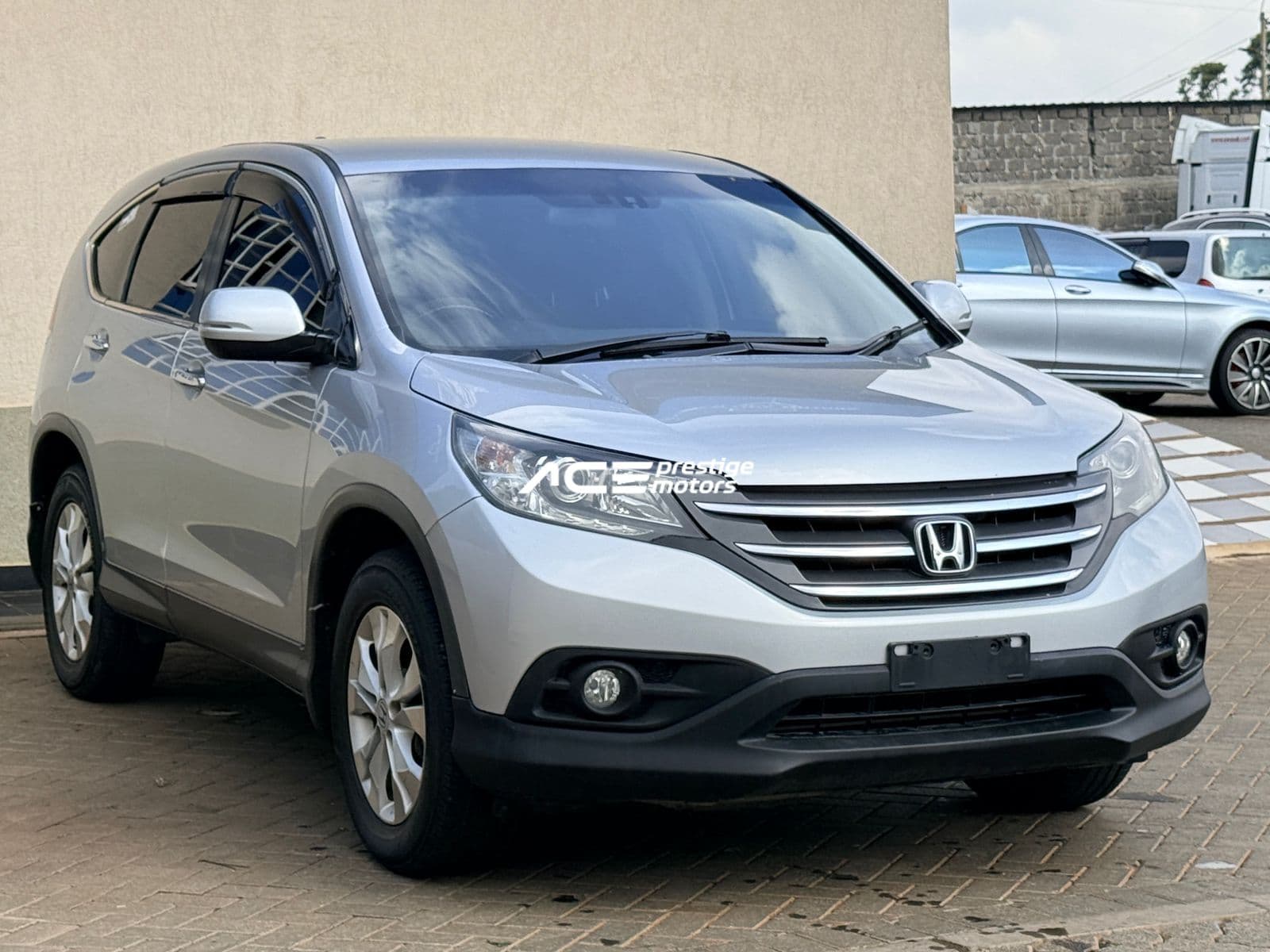 Image of Honda CR-V  YOM - 2012