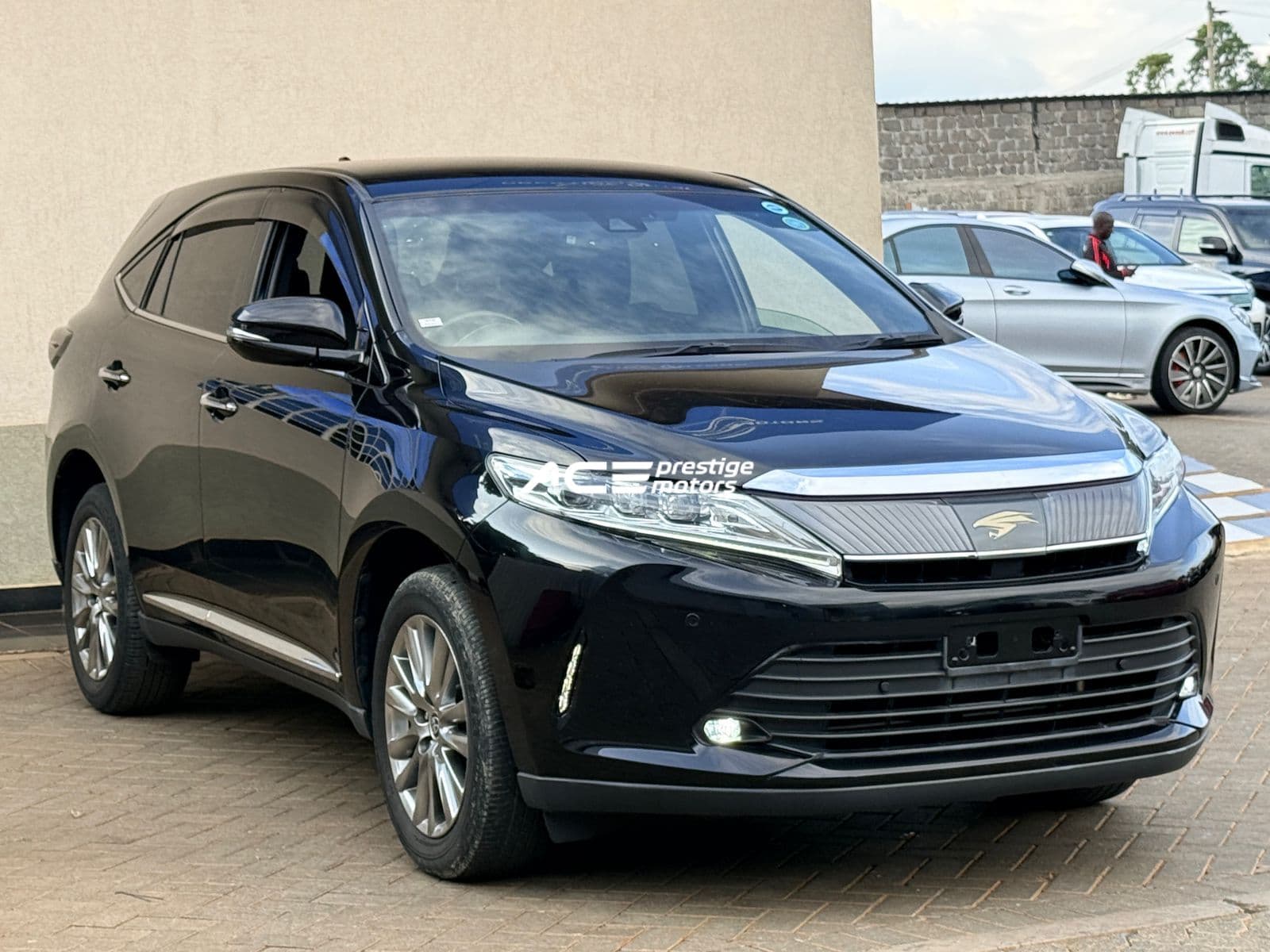 Image of Toyota Harrier  YOM - 2020
