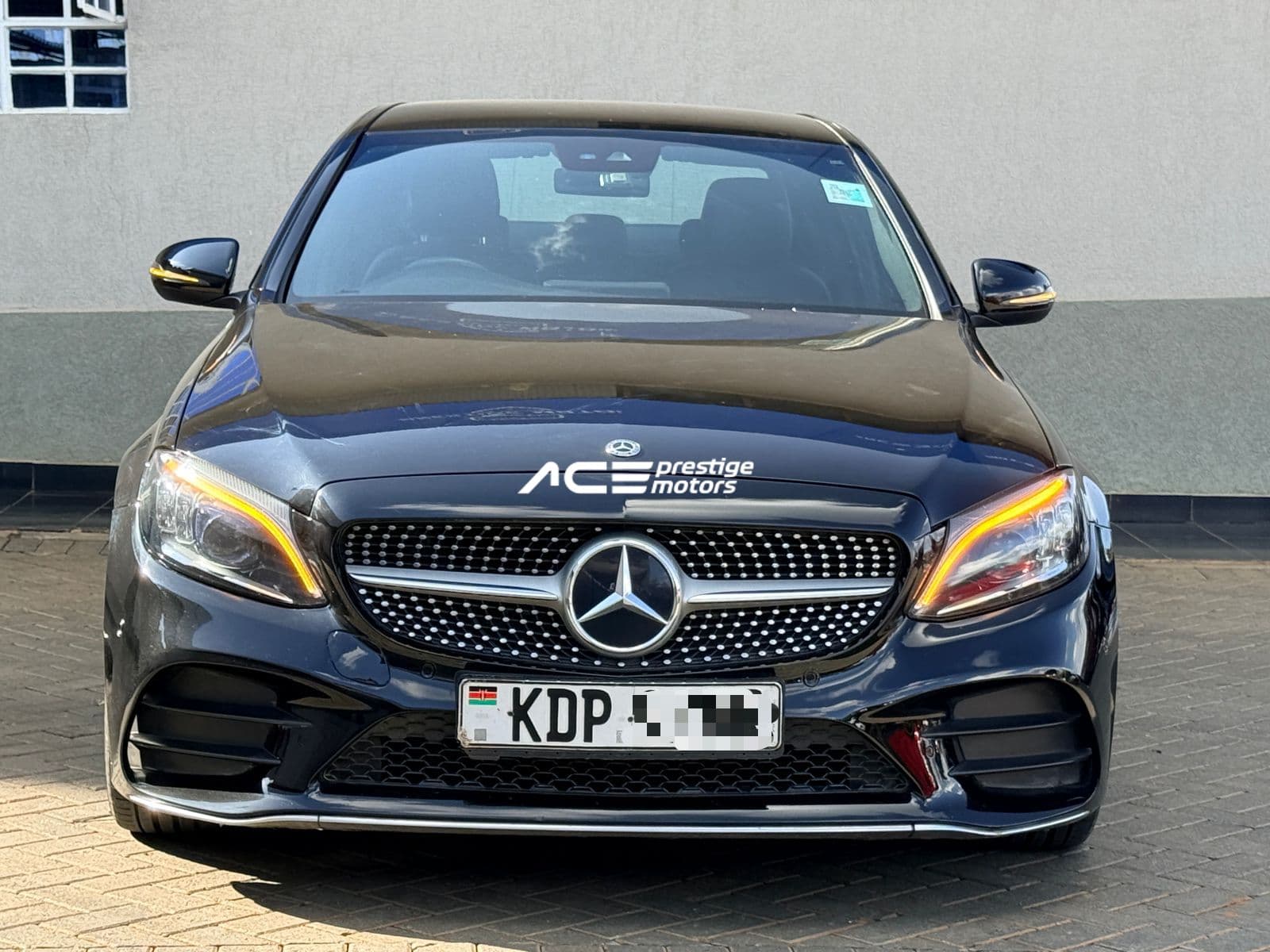 Image of Mercedes-Benz C220d YOM - 2019