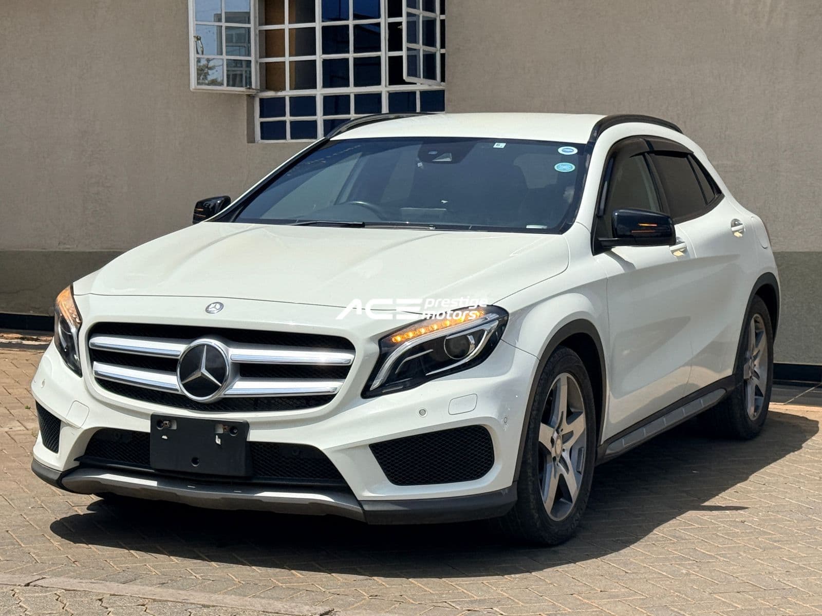 Image of Mercedes-Benz GLA 180 YOM - 2016