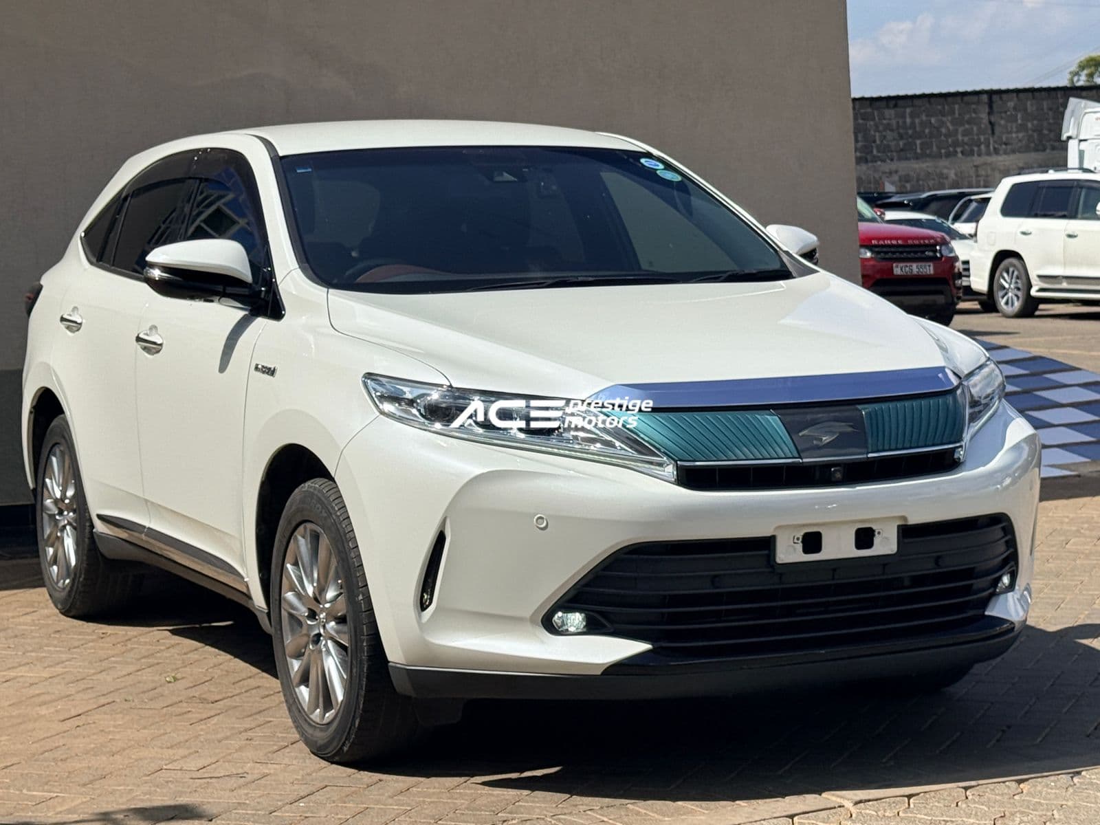 Image of Toyota Harrier Hybrid YOM - 2018
