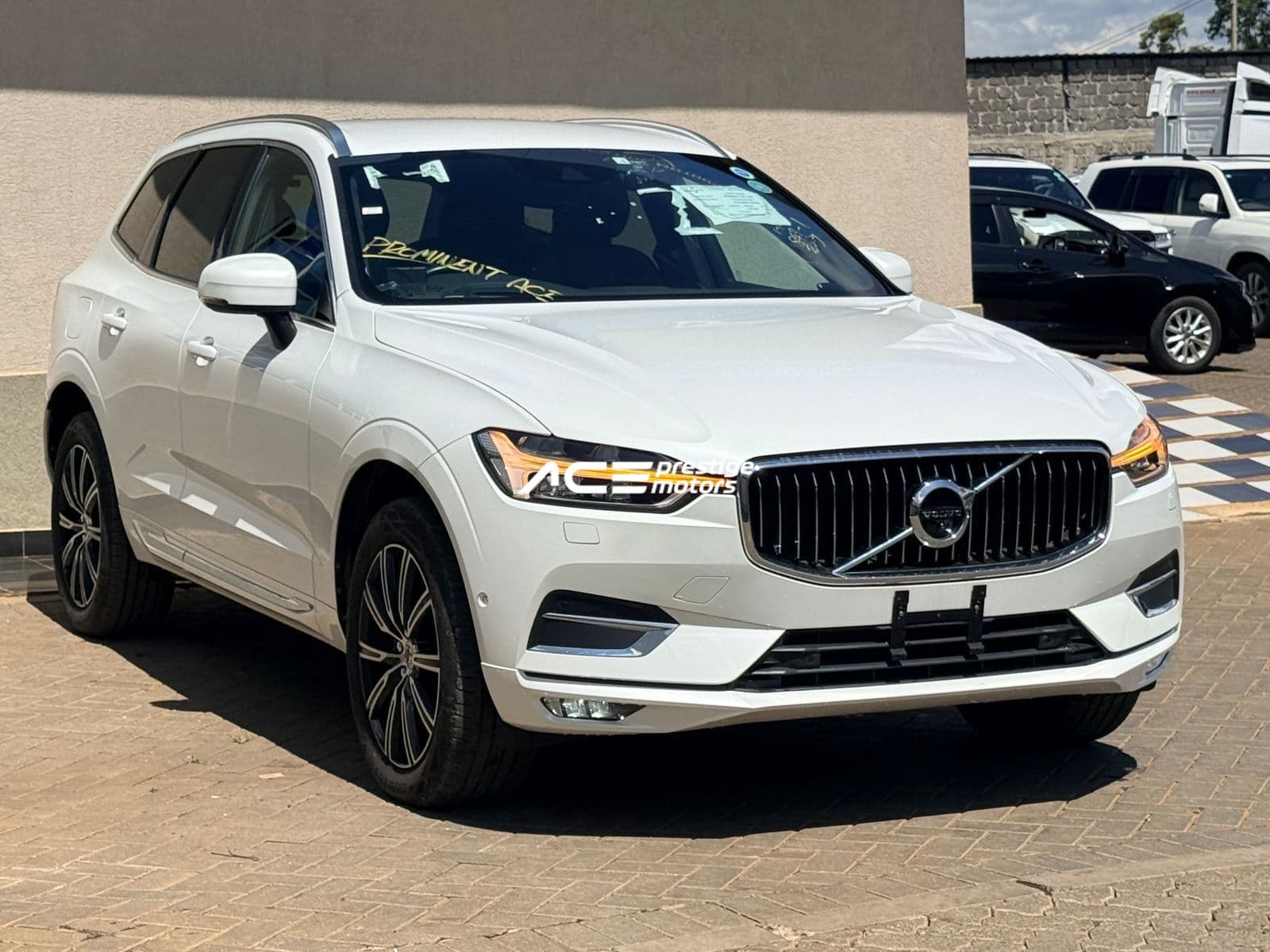 Image of Volvo XC60 D4 Inscription AWD YOM - 2018