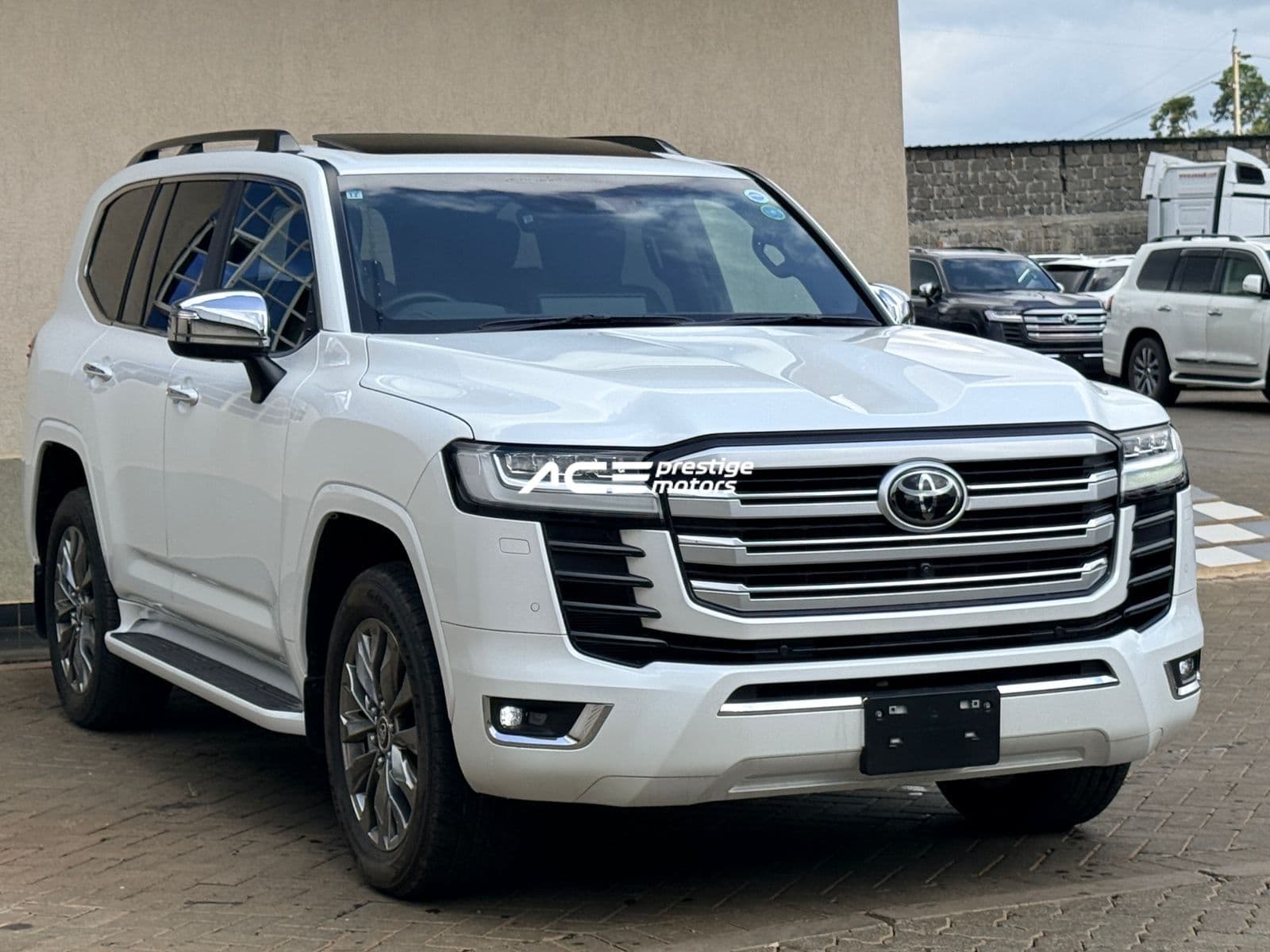 Image of Toyota Land Cruiser LC300 ZX YOM - 2021