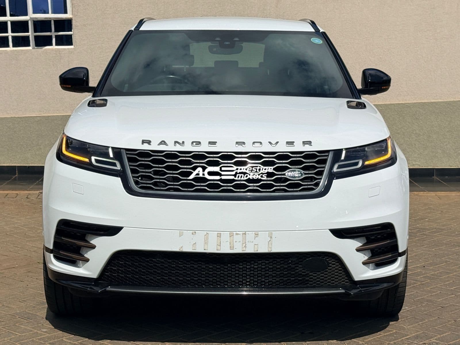Image of Range Rover Velar D240 YOM - 2018