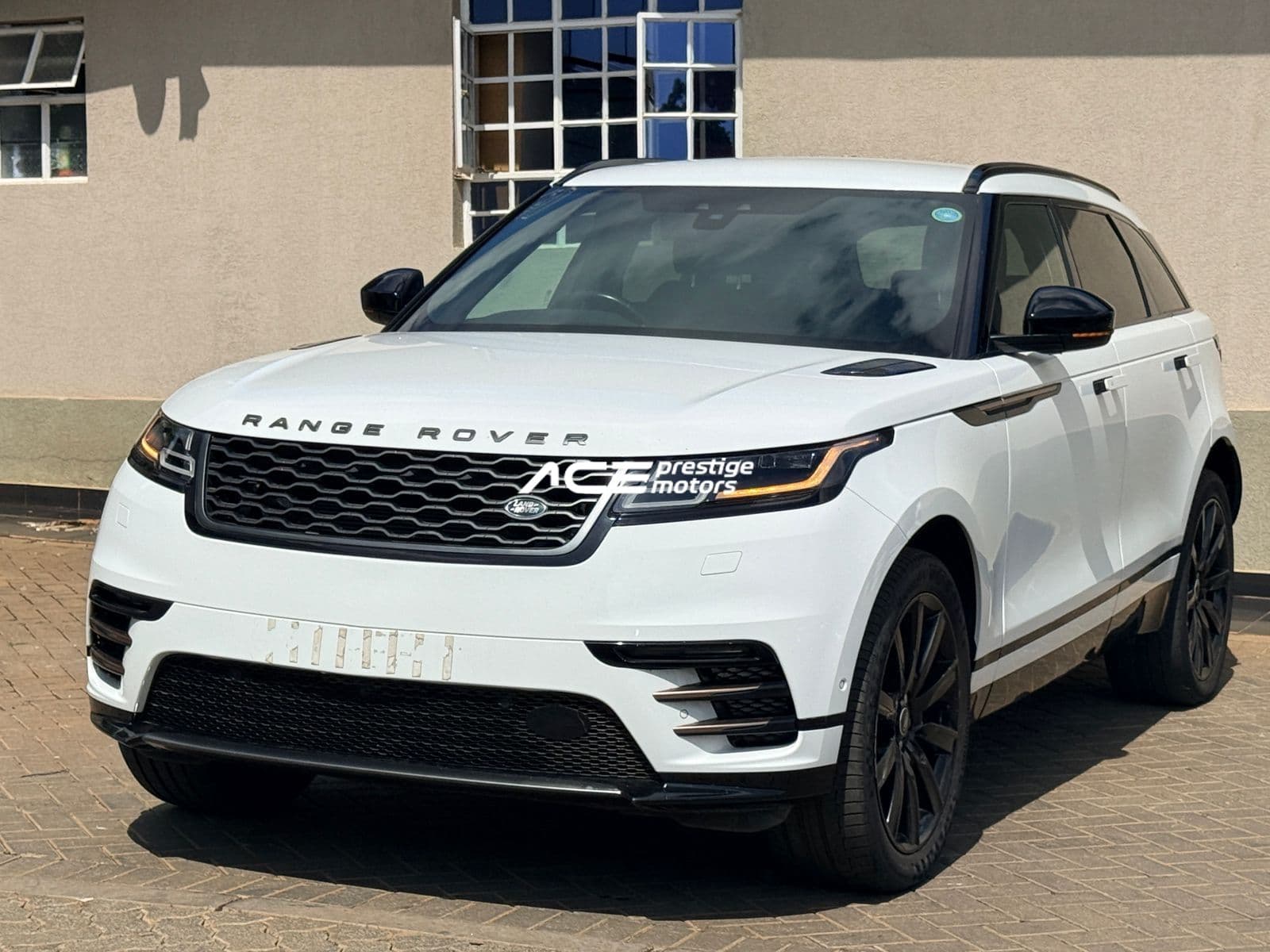 Image of Range Rover Velar D240 YOM - 2018