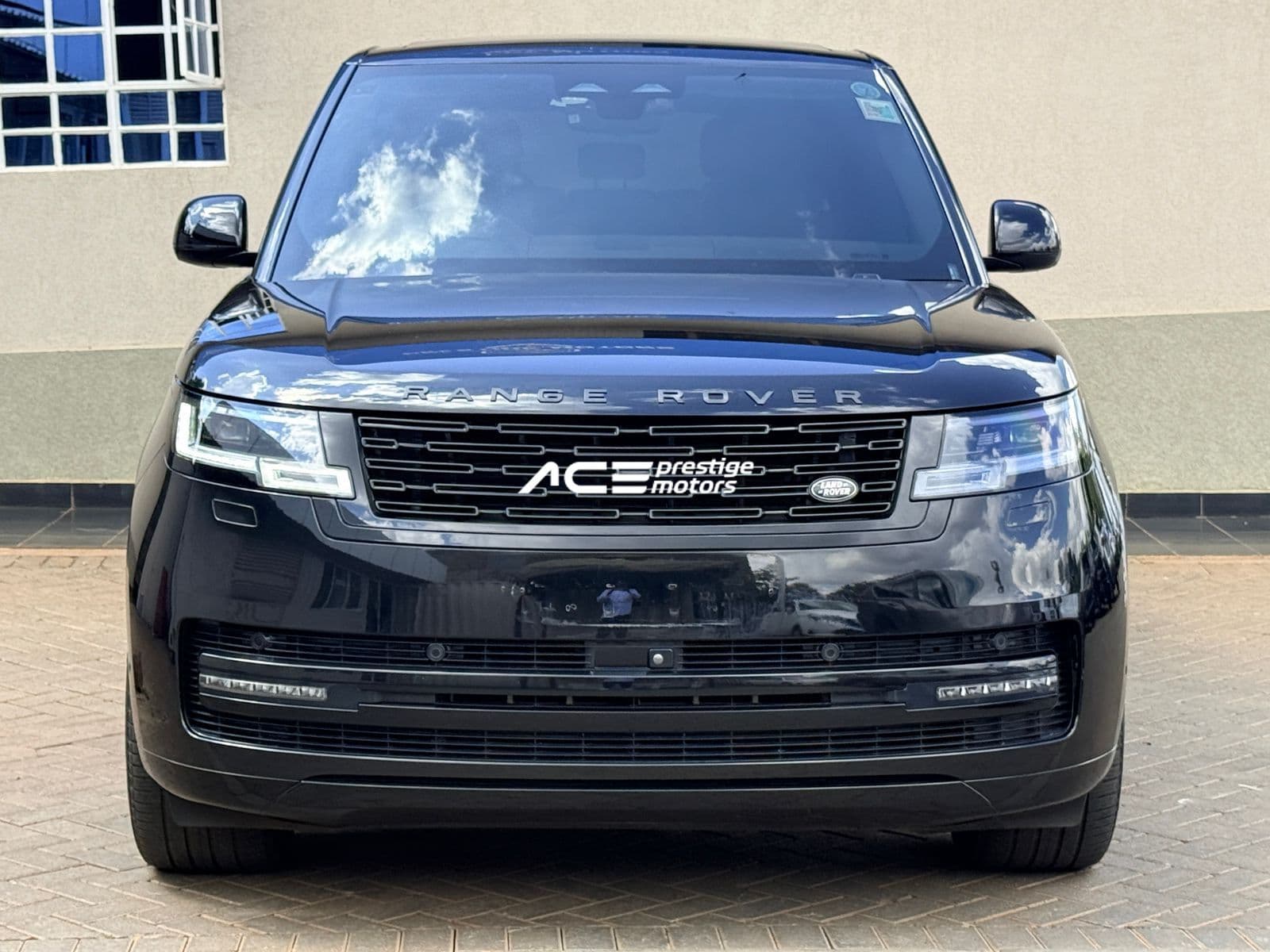Image of Range Rover Vogue P400 HSE YOM - 2022