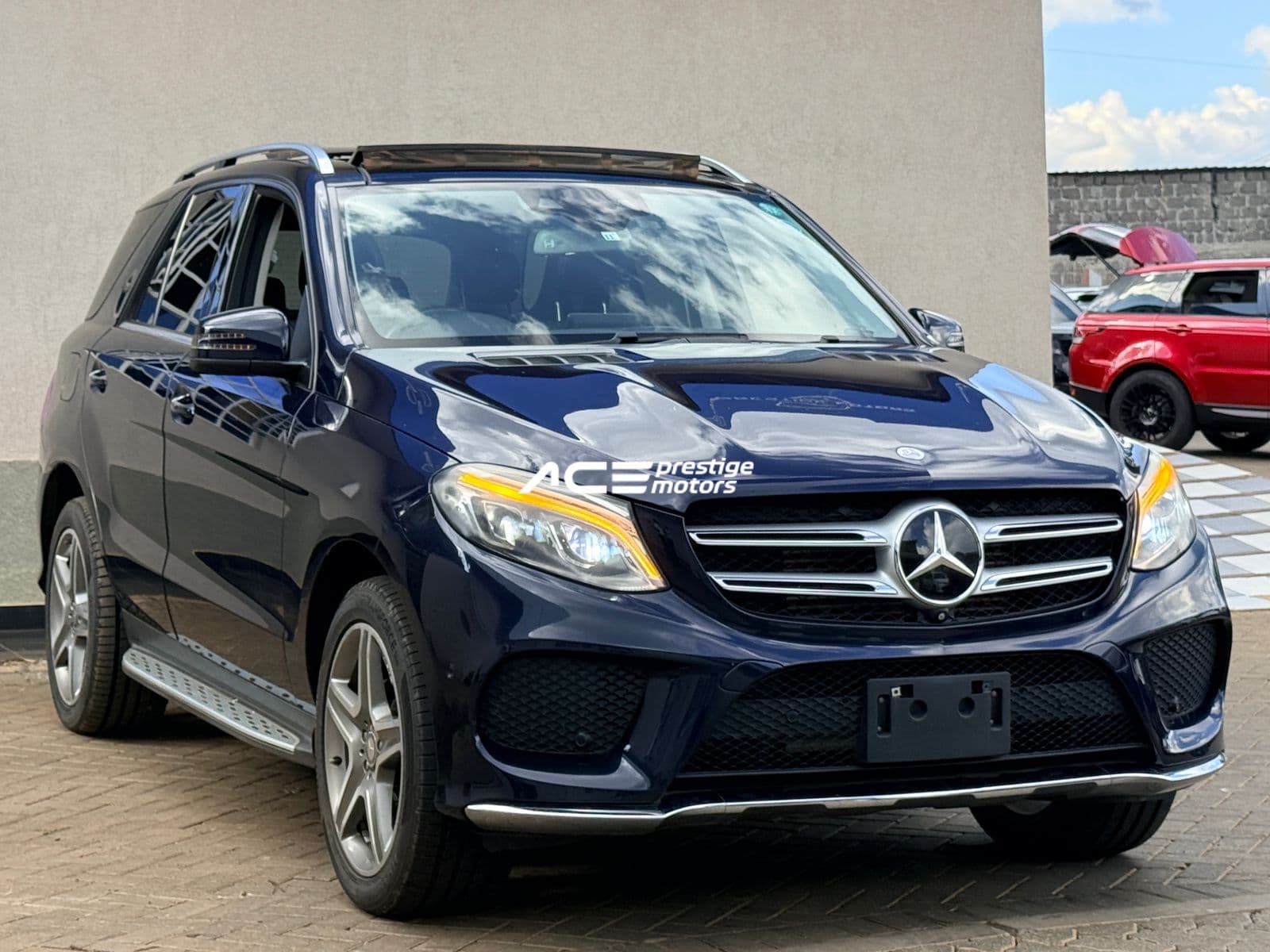 Image of Mercedes Benz GLE 350d YOM - 2015