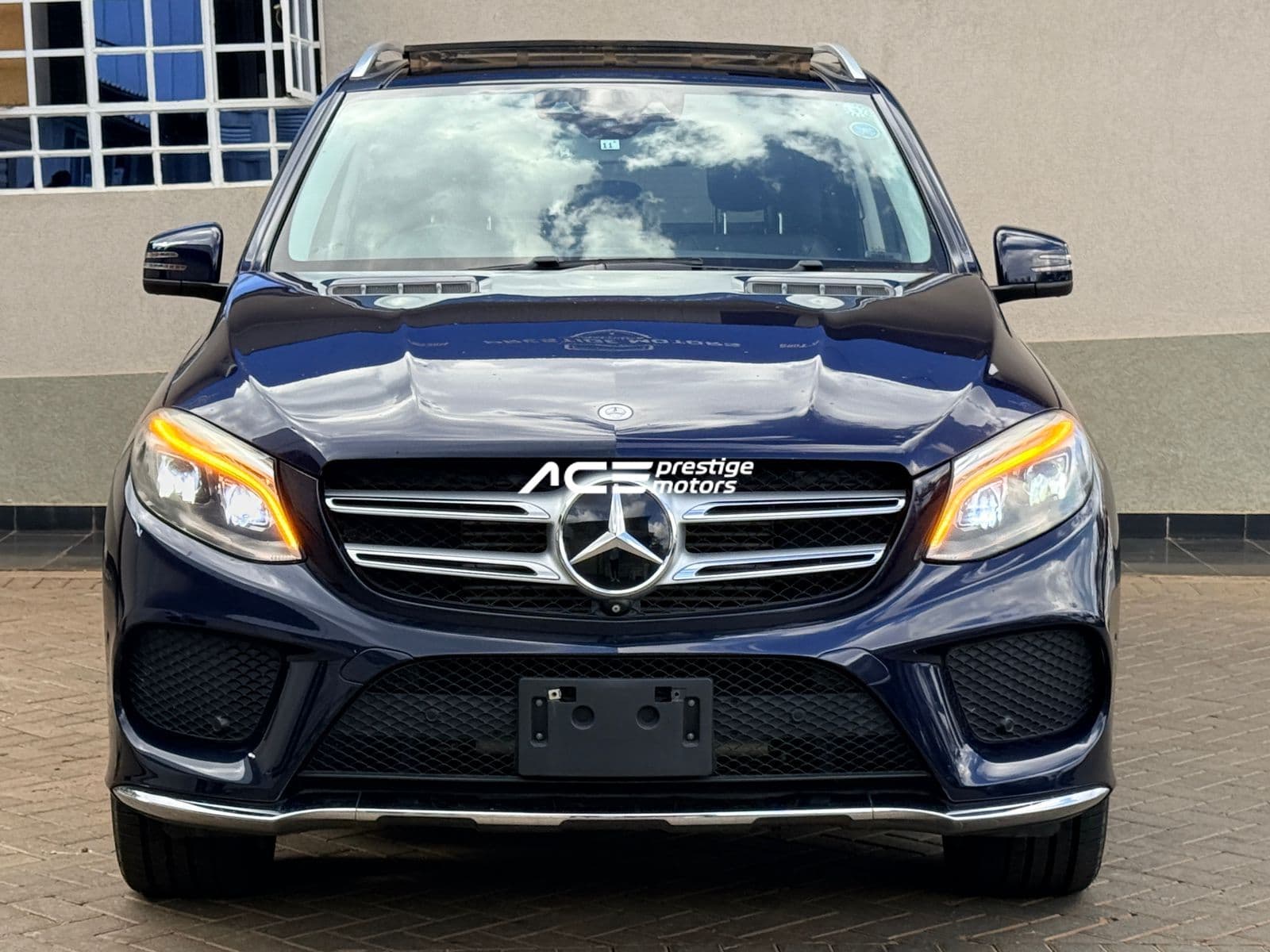 Image of Mercedes Benz GLE 350d YOM - 2015