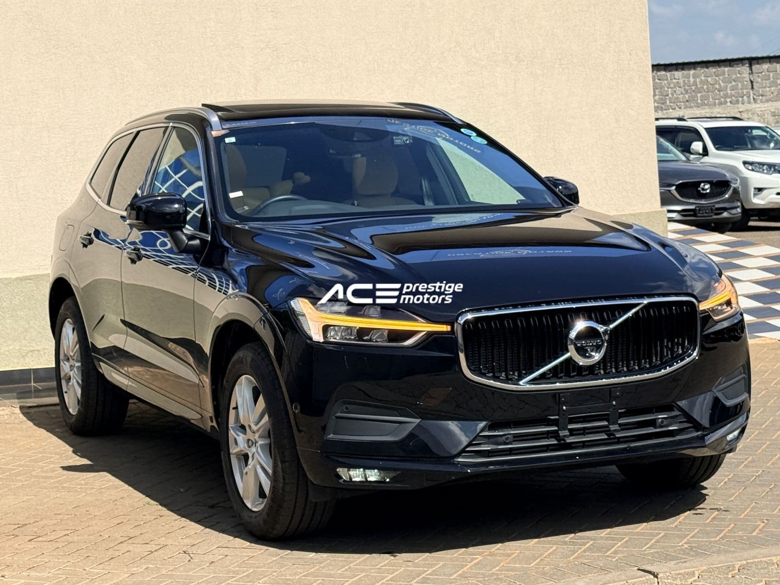 Image of Volvo XC60 T5 YOM - 2018