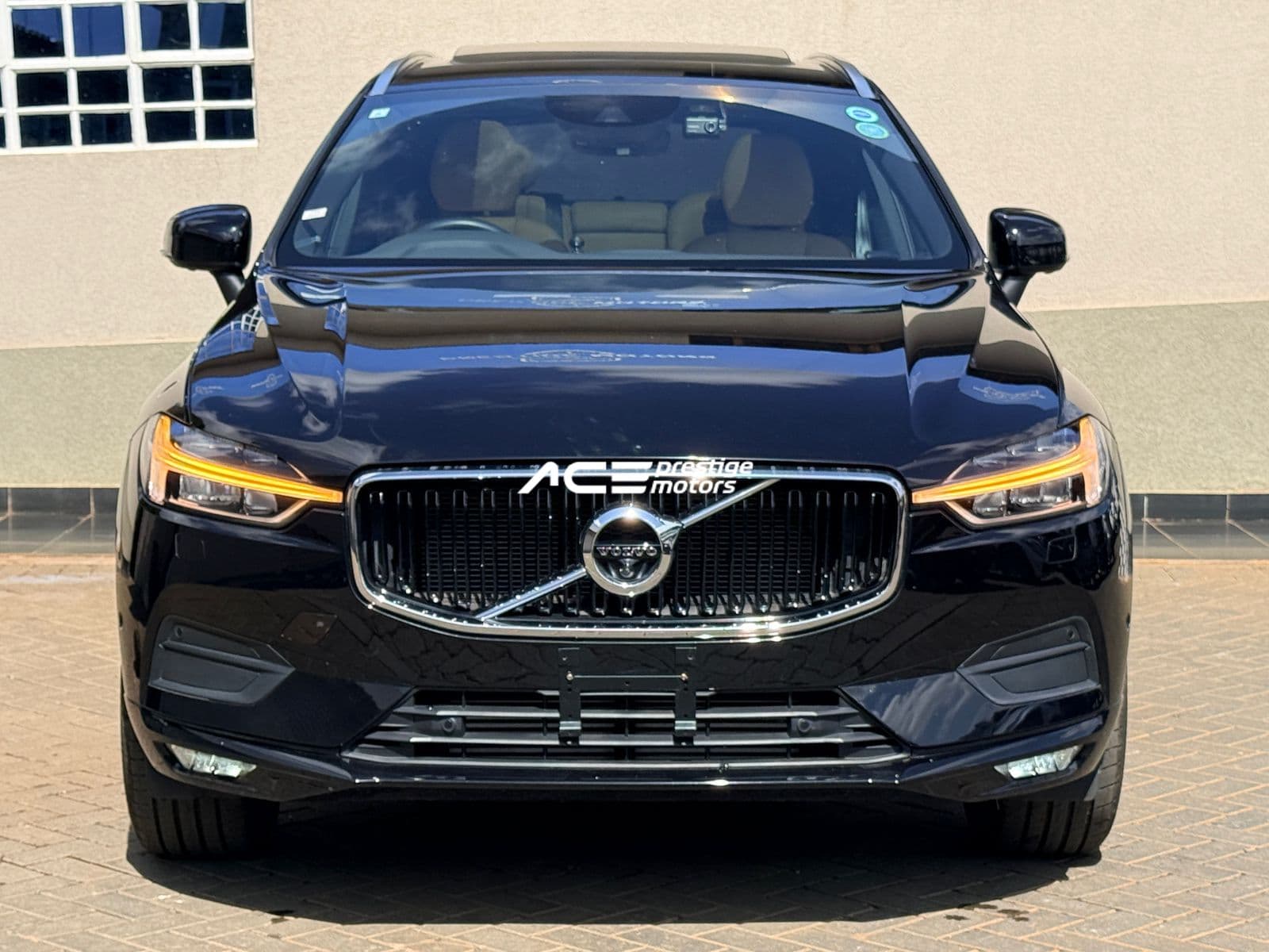 Image of Volvo XC60 T5 YOM - 2018