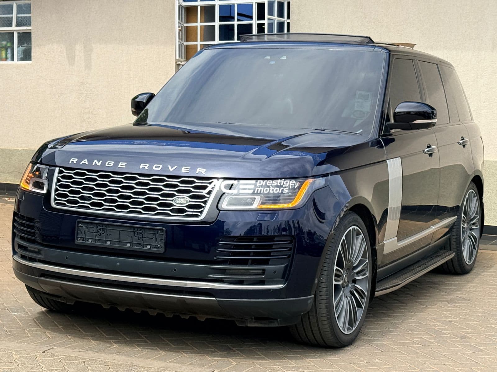 Image of Range Rover Vogue SE P525 YOM - 2020