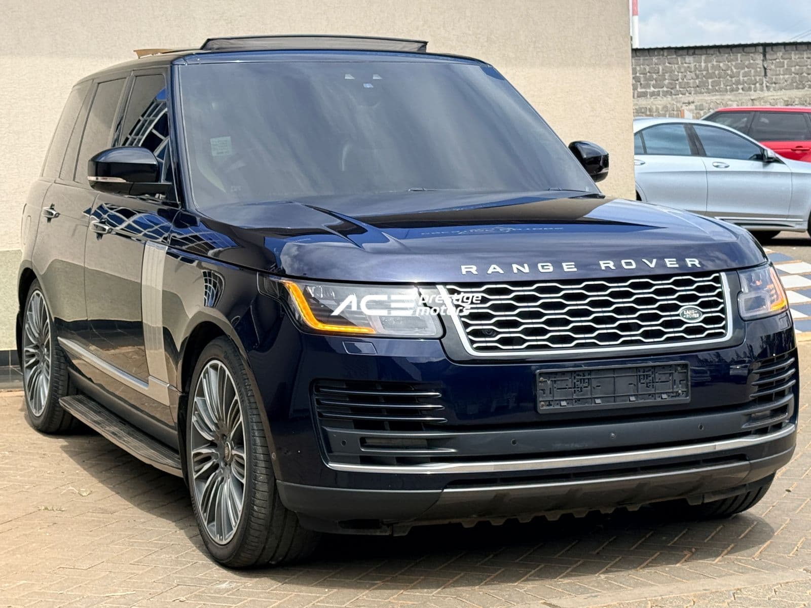 Image of Range Rover Vogue SE P525 YOM - 2020