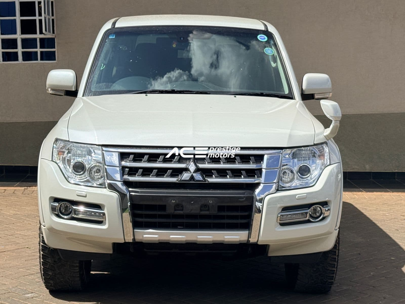 Image of Mitsubishi Pajero YOM - 2018