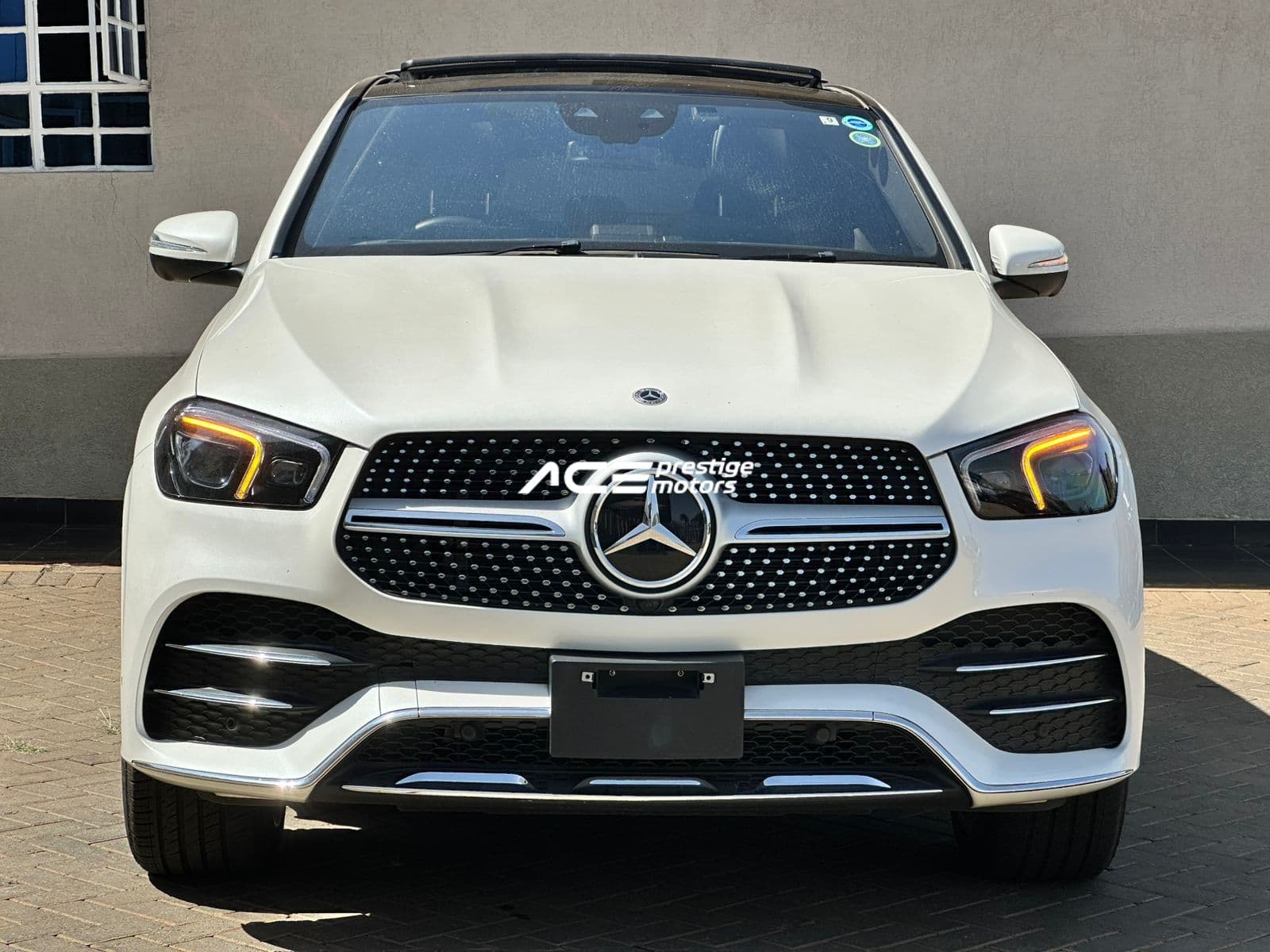 Image of Mercedes-Benz GLE 400d YOM - 2021