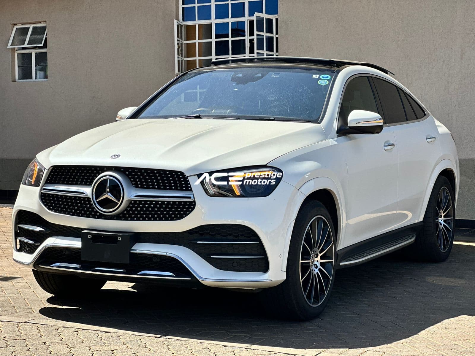 Image of Mercedes-Benz GLE 400d YOM - 2021