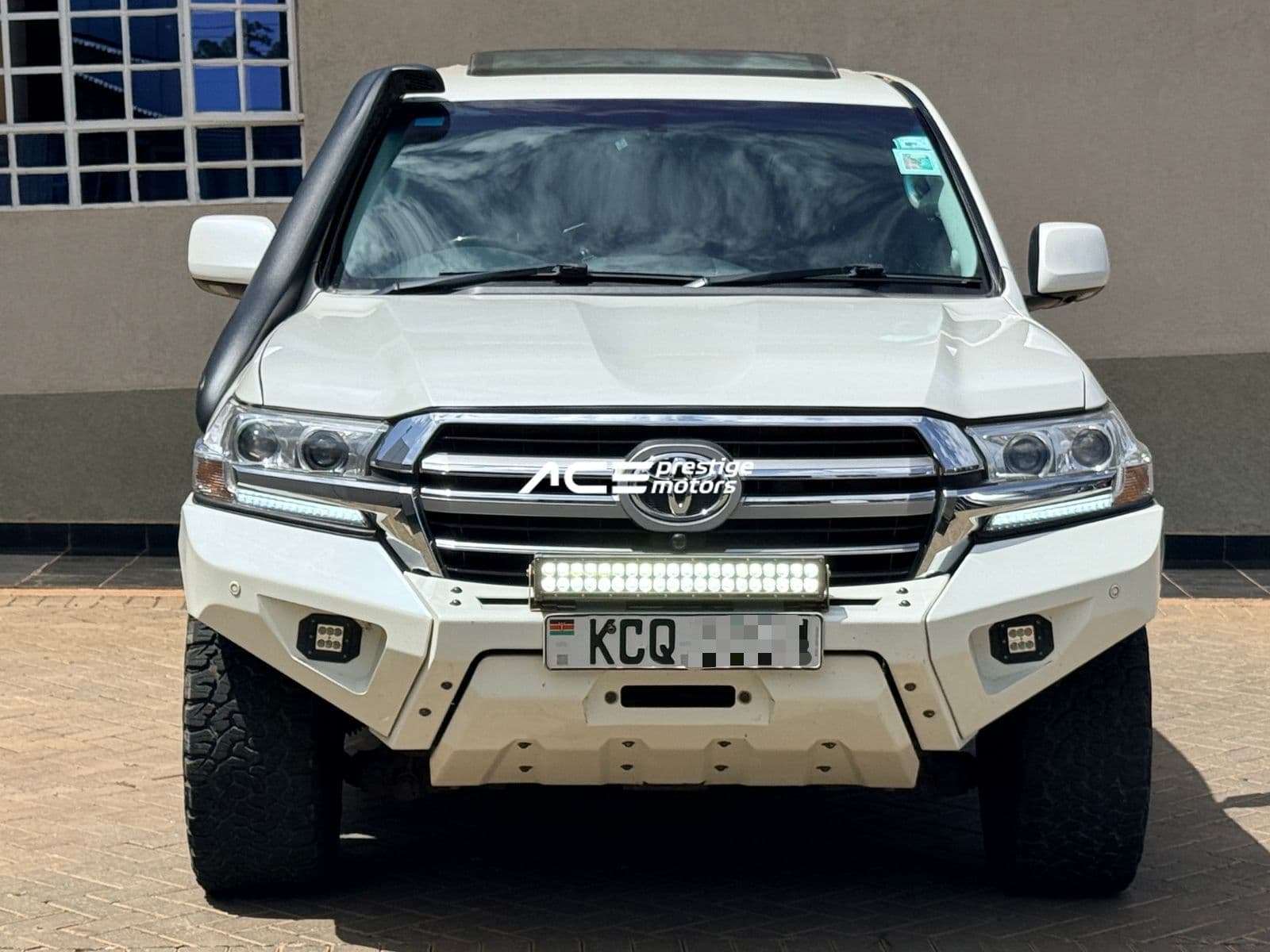 Image of Toyota Land Cruiser LC200 ZX YOM - 2010