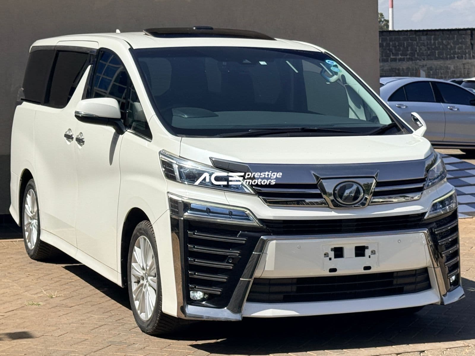 Image of Toyota Vellfire  YOM - 2018