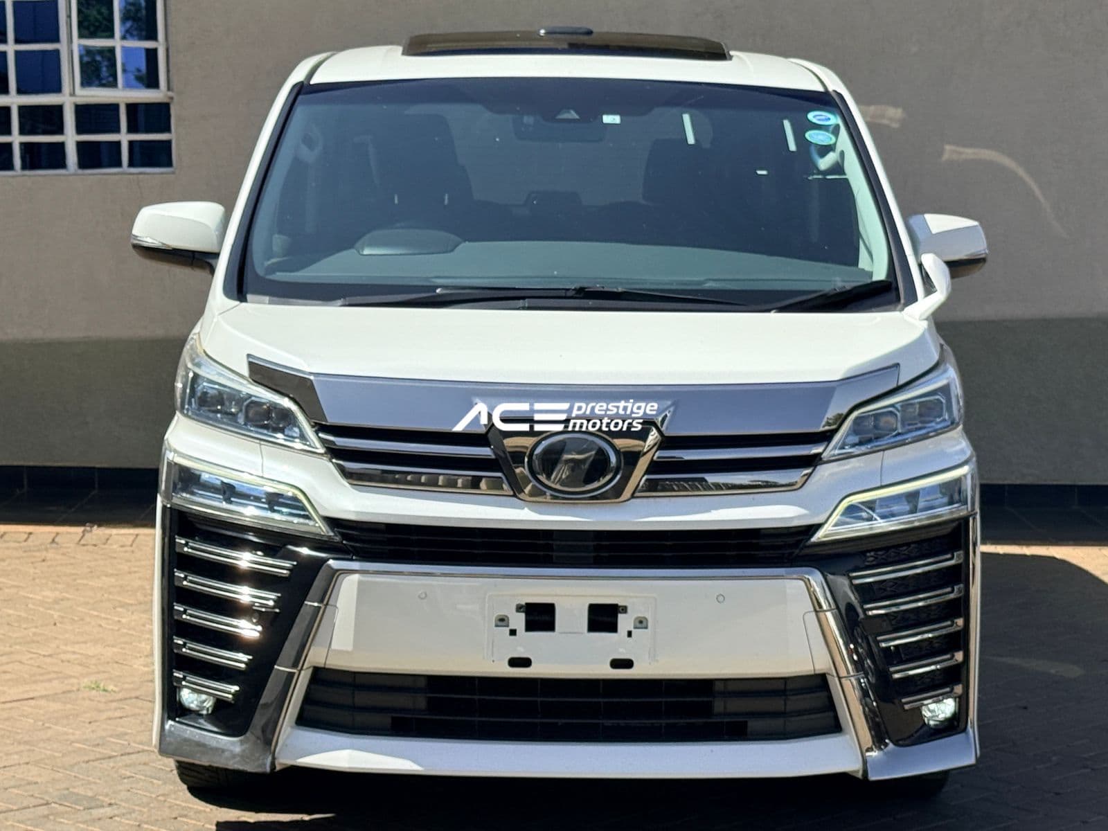 Image of Toyota Vellfire  YOM - 2018