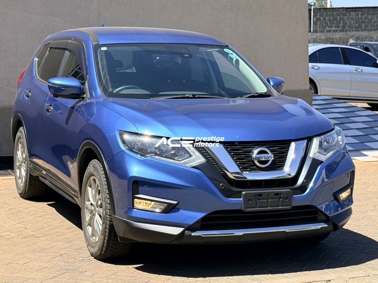 Image of Nissan XTrail Hybrid YOM - 2018