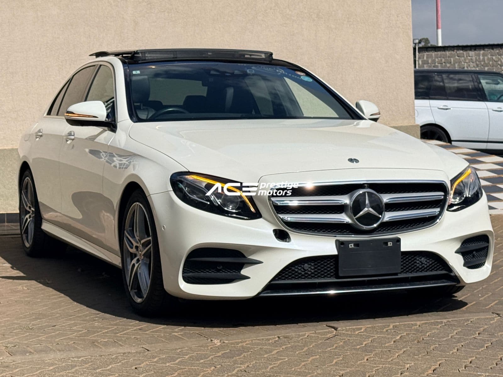 Image of Mercedes-Benz E200 YOM - 2018