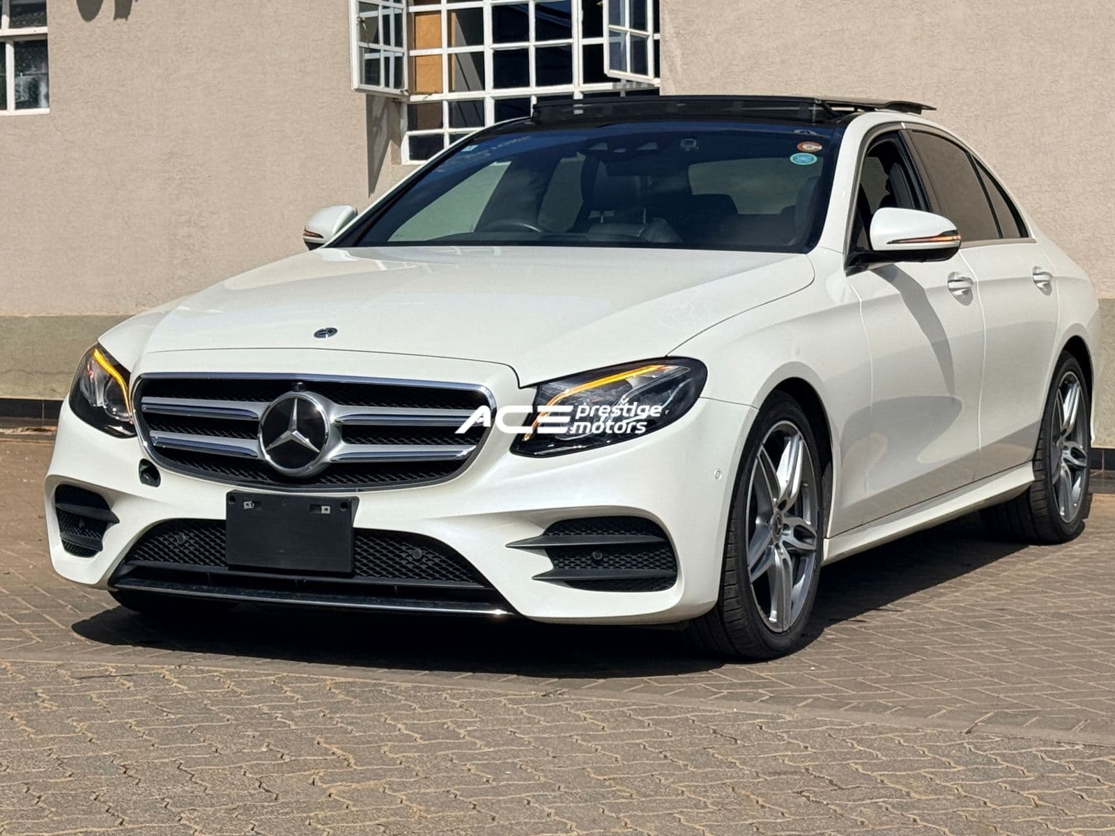 Image of Mercedes-Benz E200 YOM - 2018