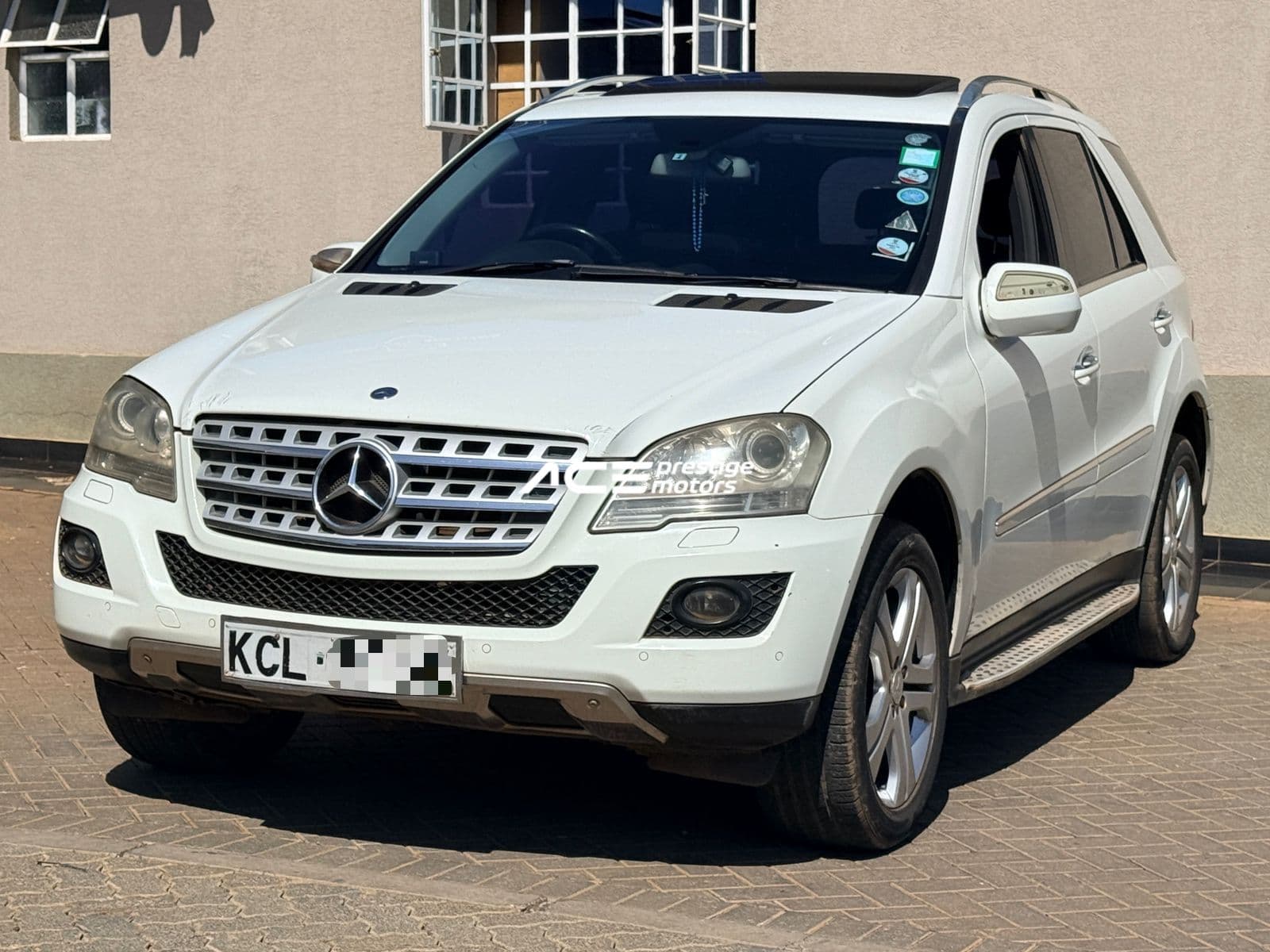 Image of Mercedes-Benz ML350 YOM - 2009