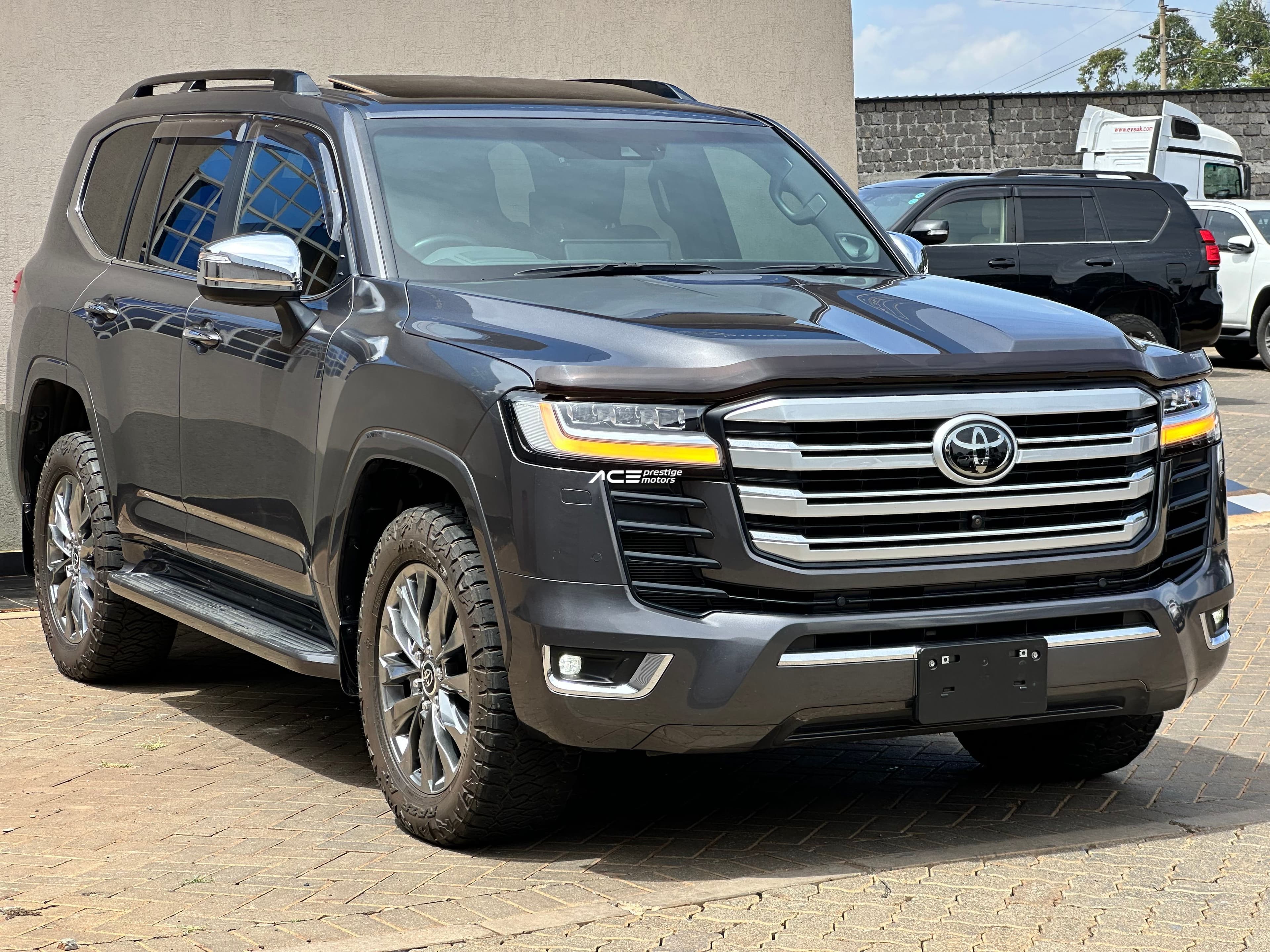 Image of Toyota LandCruiser LC300 Sahara ZX YOM - 2021