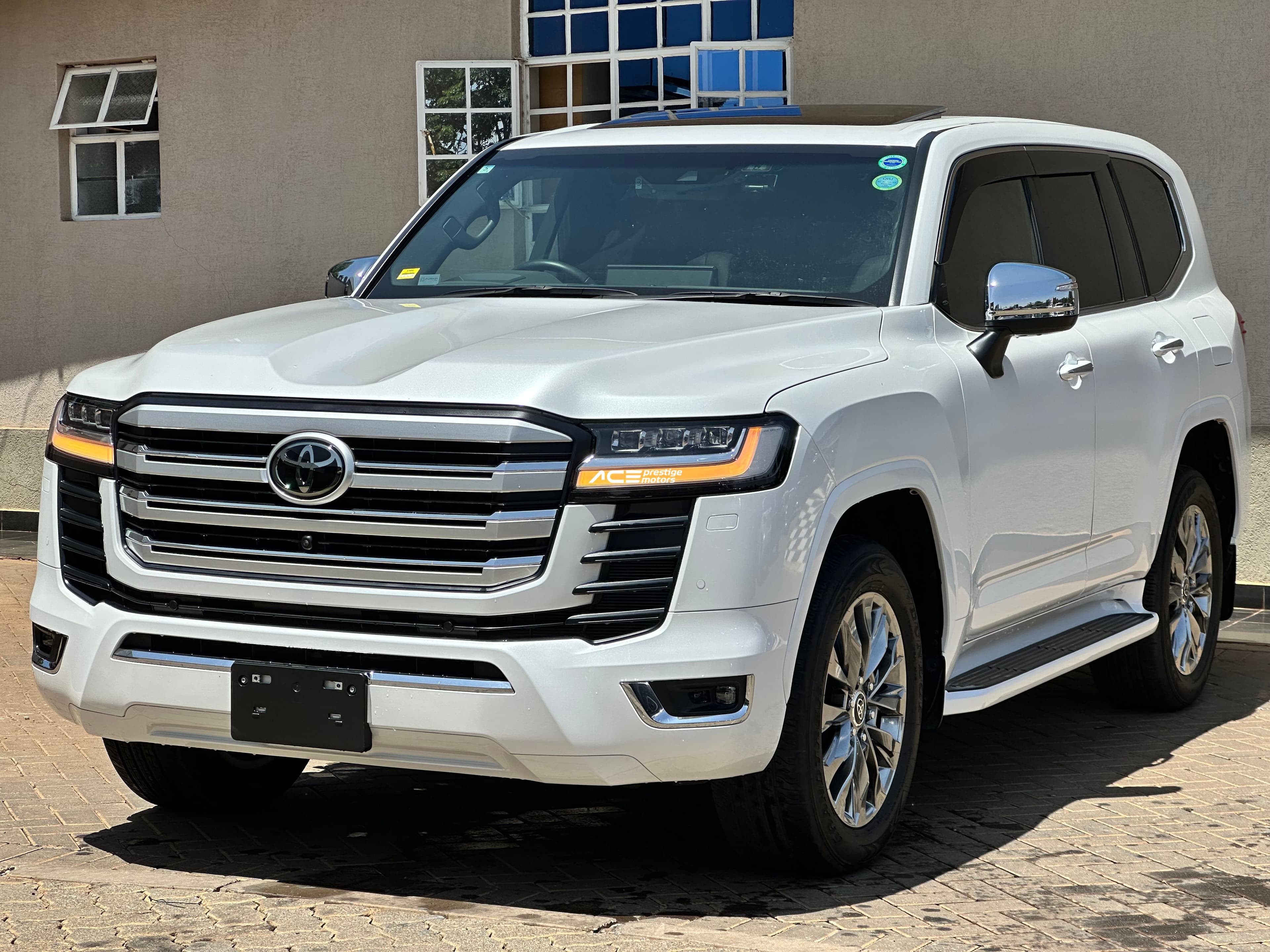 Image of Toyota LandCruiser LC300 ZX YOM - 2022