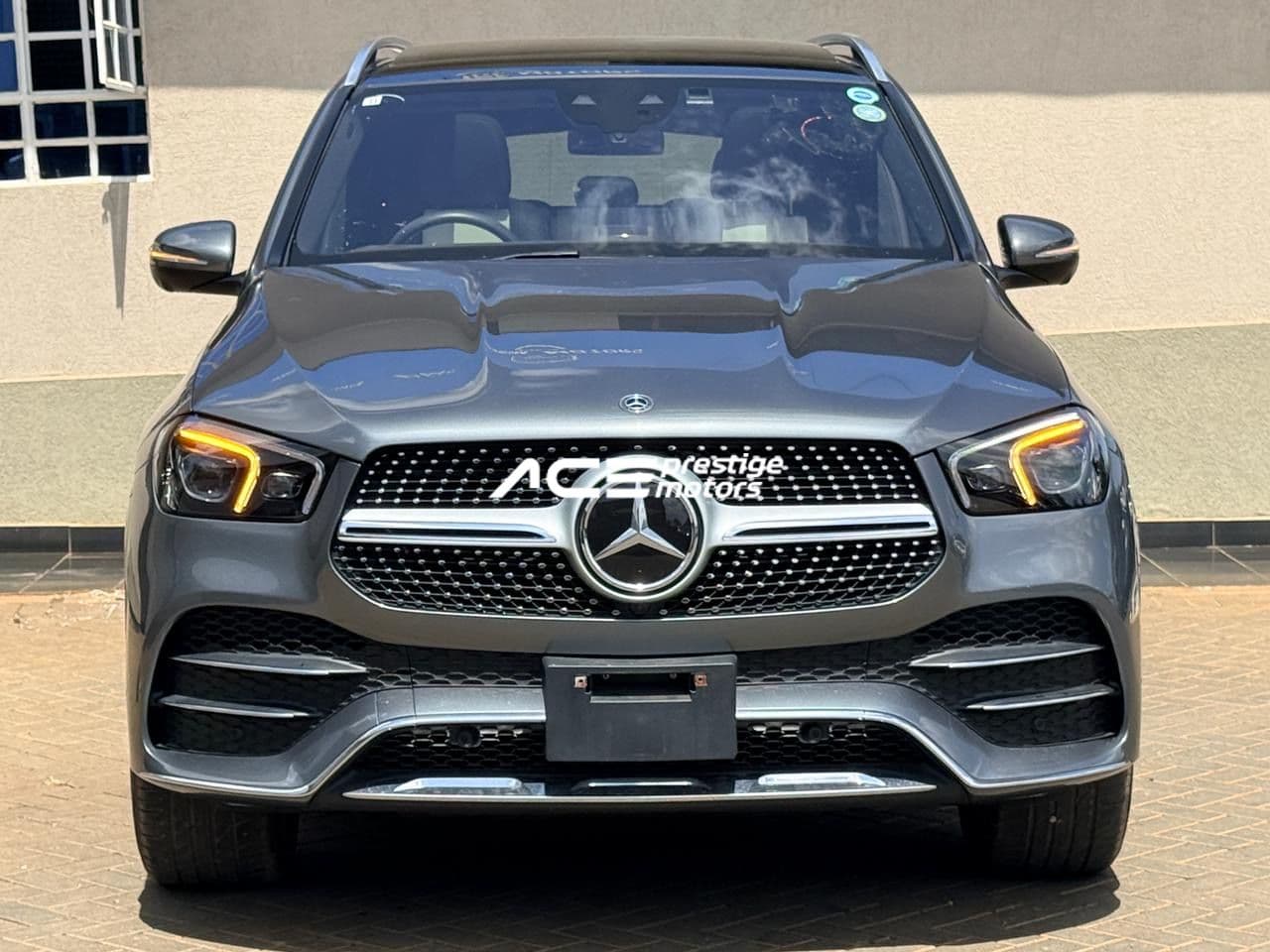 Image of Mercedes-Benz GLE300d  YOM - 2020