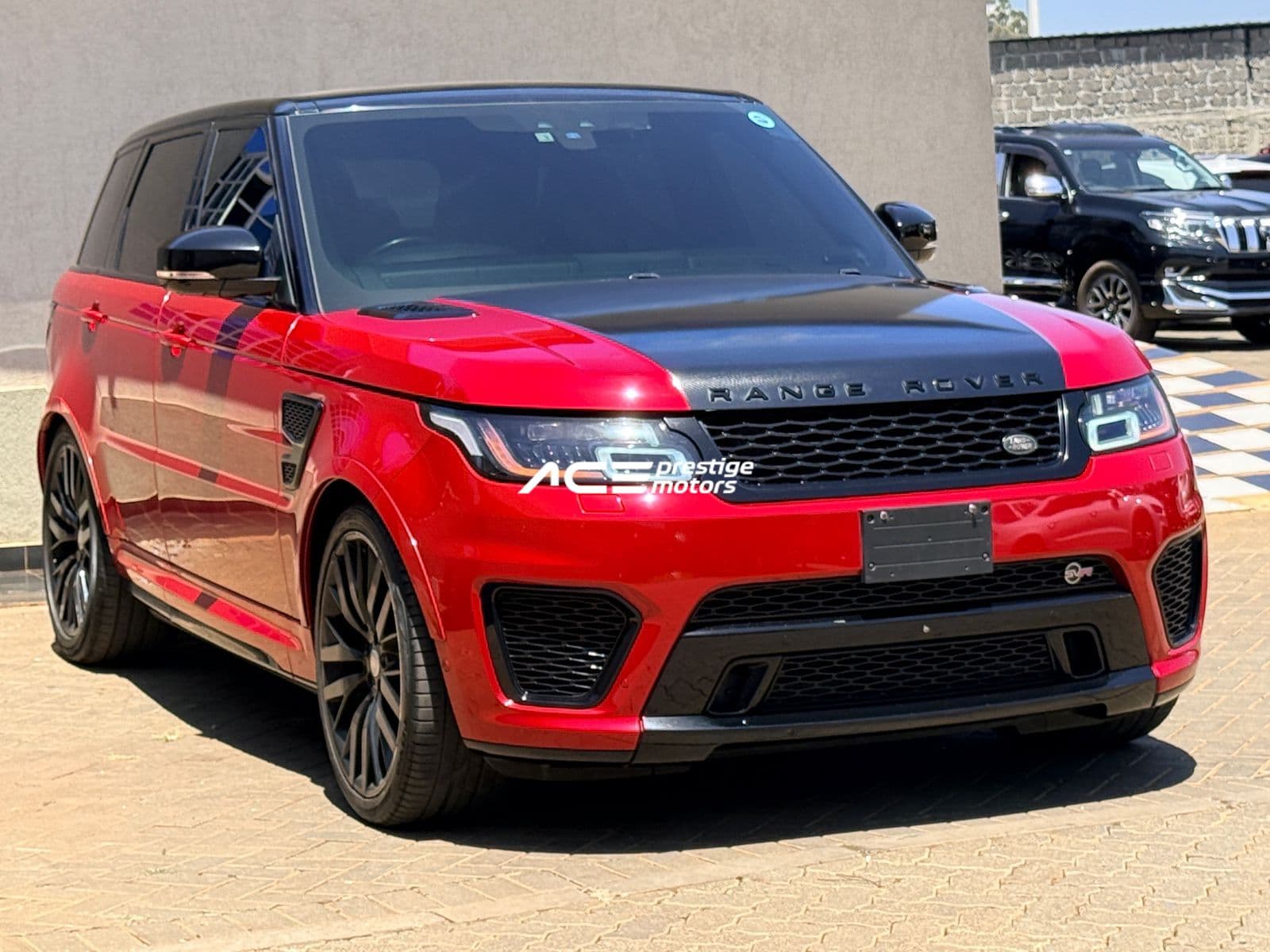 Image of Range Rover Sport SVR  YOM - 2018
