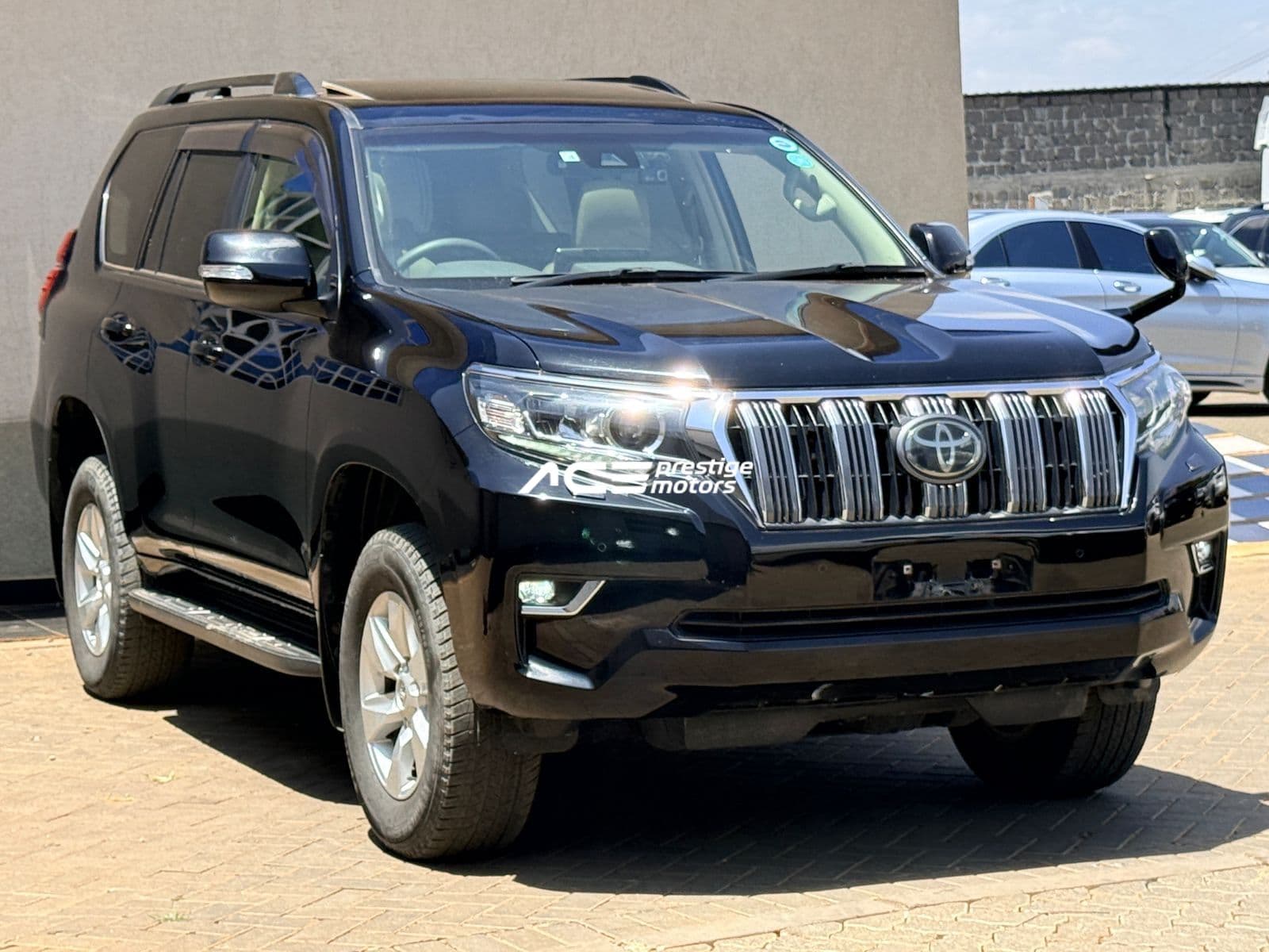 Image of Toyota Land Cruiser Prado TX YOM - 2018