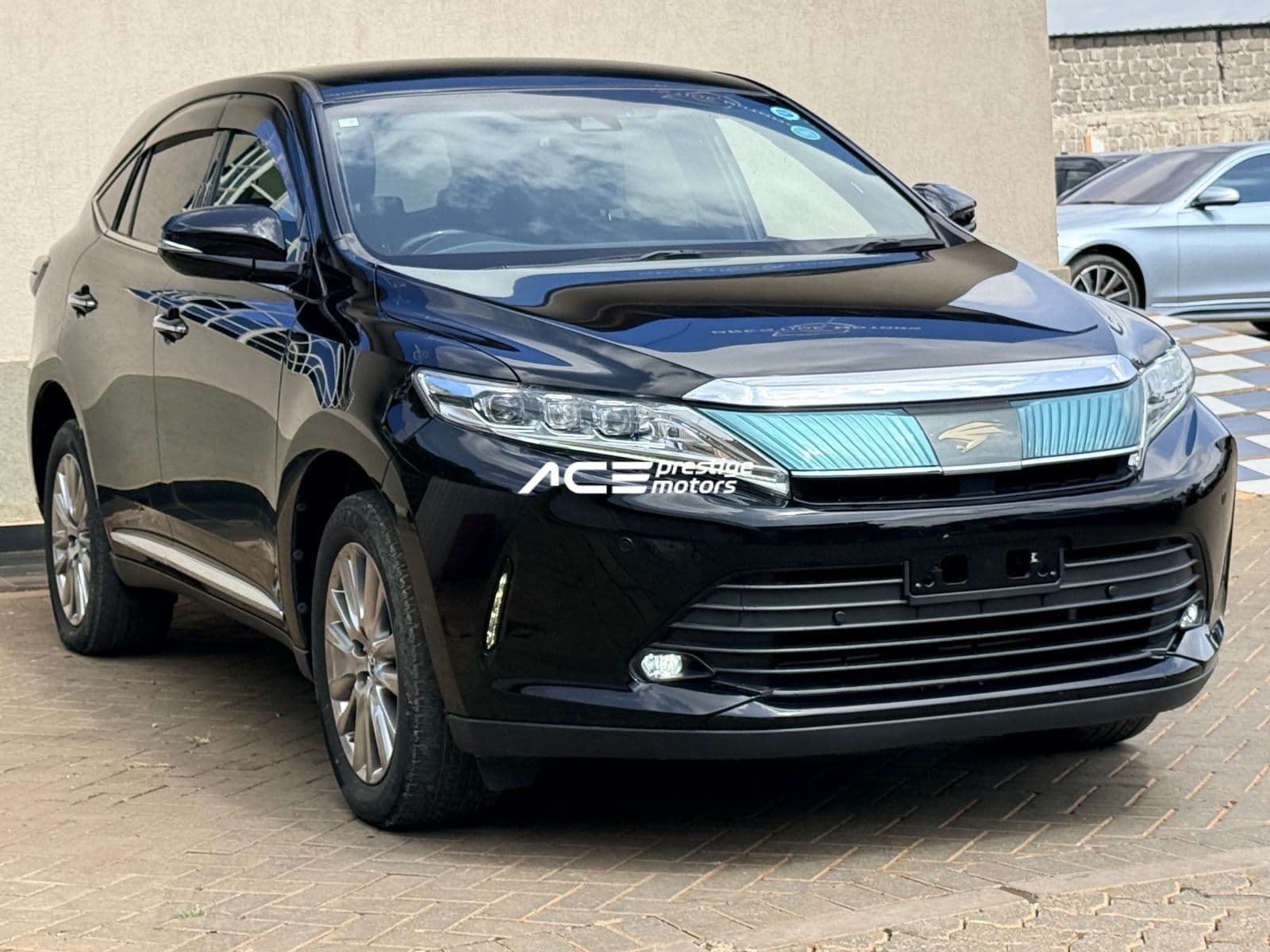Image of  Toyota Harrier YOM - 2018