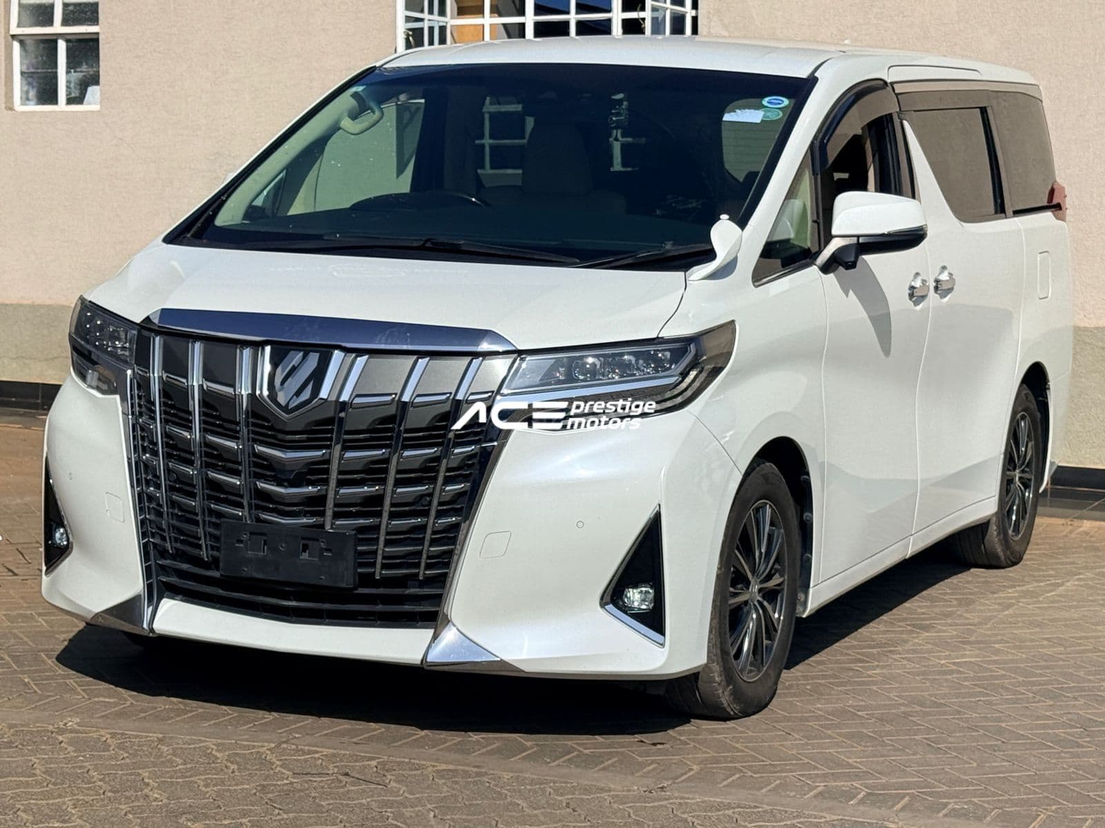 Image of Toyota Alphard YOM - 2018
