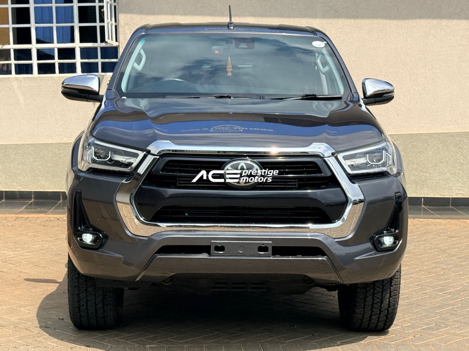 Image of Toyota Hilux YOM - 2021